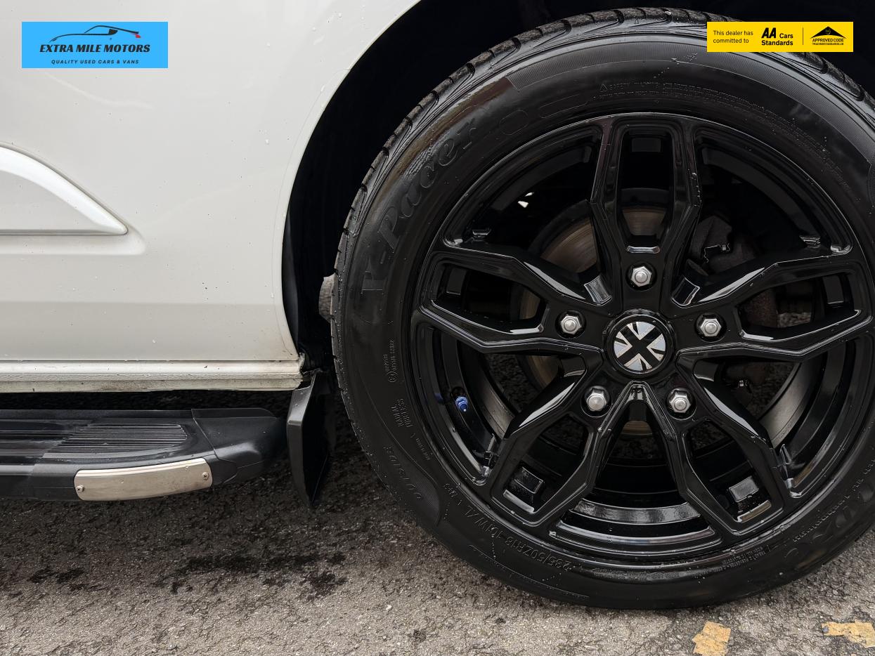 Ford Transit Custom 2.0 300 EcoBlue Limited Crew Van Double Cab 5dr Diesel Manual L1 H1 Euro 6 (6 Seat) (130 ps)