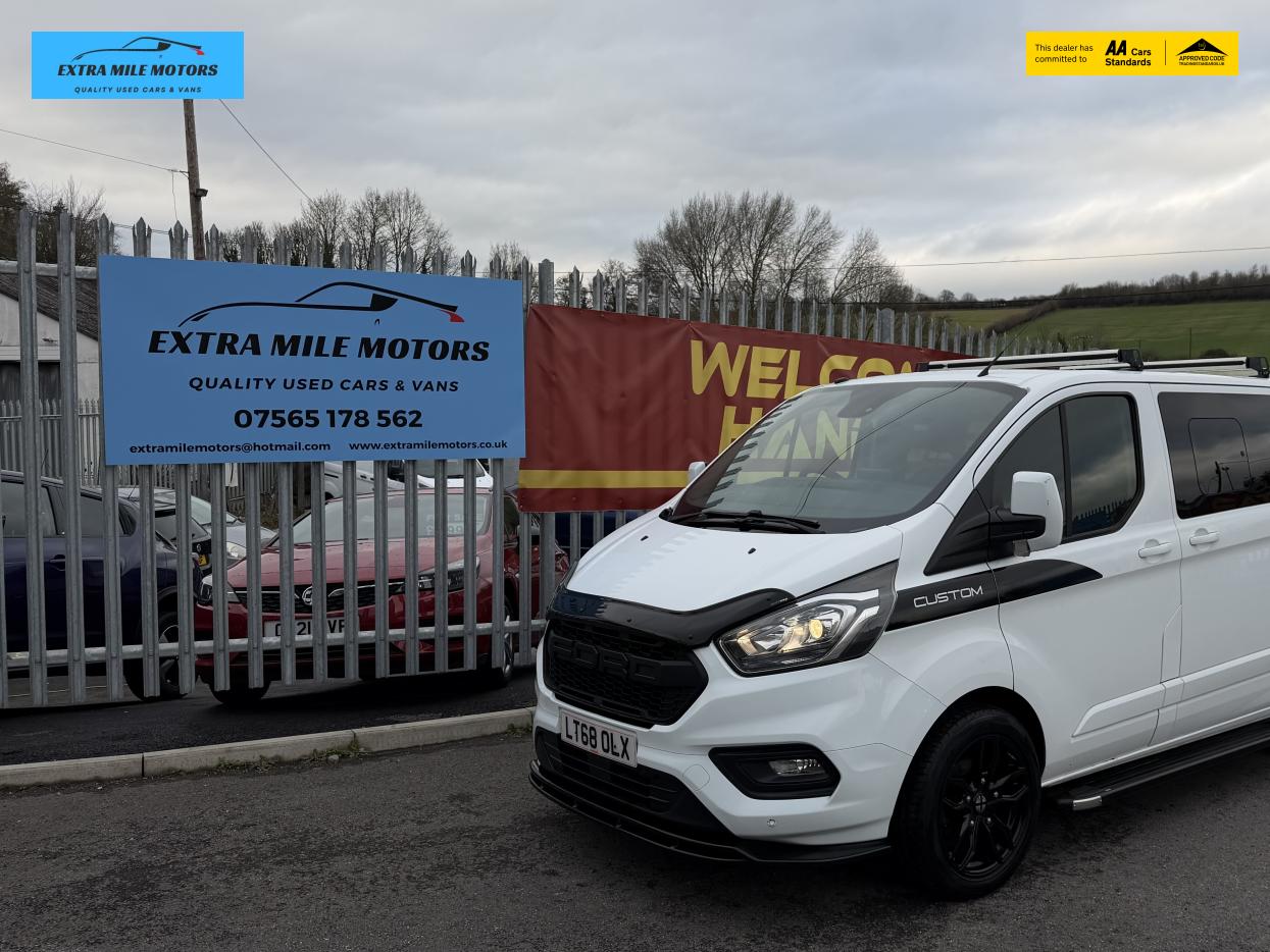 Ford Transit Custom 2.0 300 EcoBlue Limited Crew Van Double Cab 5dr Diesel Manual L1 H1 Euro 6 (6 Seat) (130 ps)