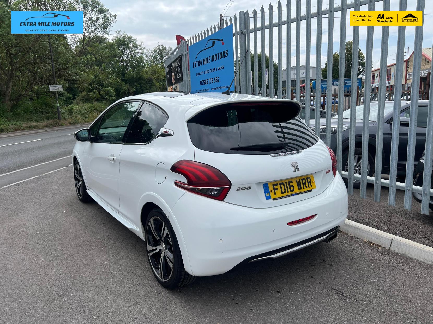 Peugeot 208 1.6 THP GTi Prestige Hatchback 3dr Petrol Manual Euro 6 (s/s) (208 ps)
