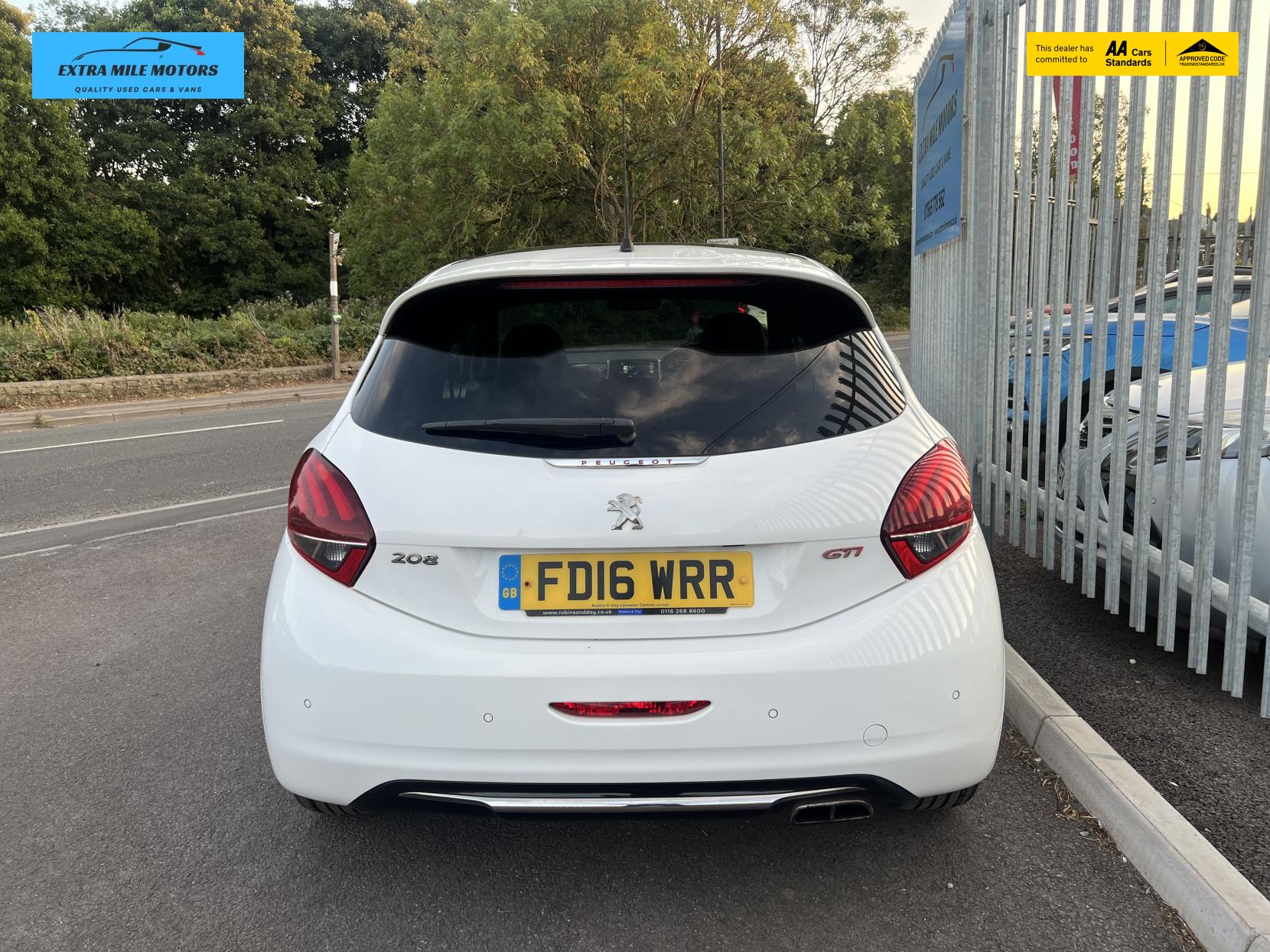 Peugeot 208 1.6 THP GTi Prestige Hatchback 3dr Petrol Manual Euro 6 (s/s) (208 ps)