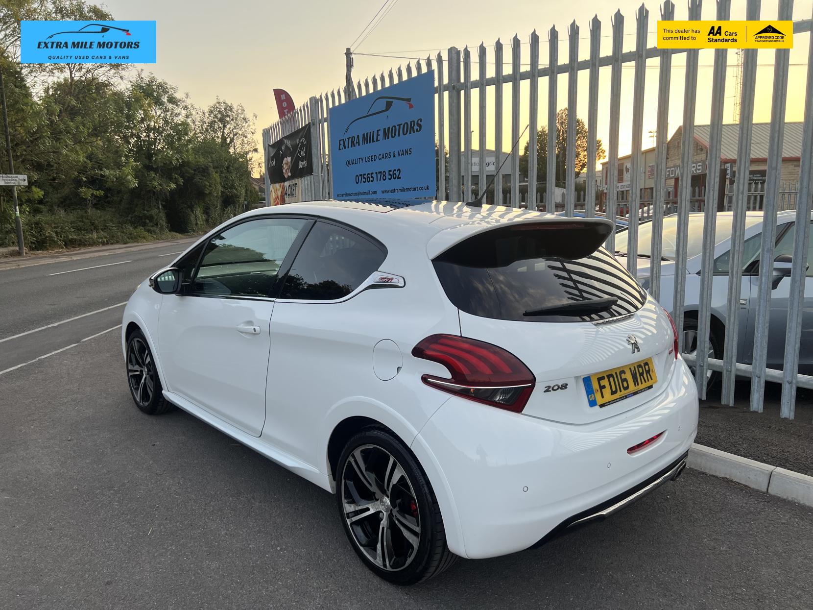 Peugeot 208 1.6 THP GTi Prestige Hatchback 3dr Petrol Manual Euro 6 (s/s) (208 ps)