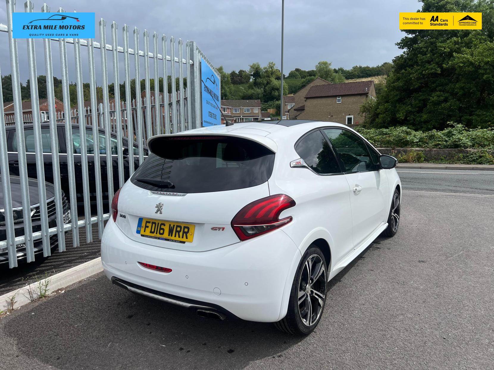 Peugeot 208 1.6 THP GTi Prestige Hatchback 3dr Petrol Manual Euro 6 (s/s) (208 ps)