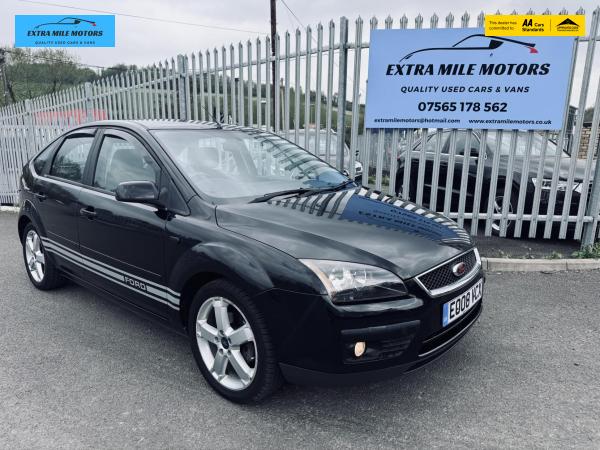Ford Focus 1.8 Zetec Climate Hatchback 5dr Petrol Manual (169 g/km, 123 bhp)