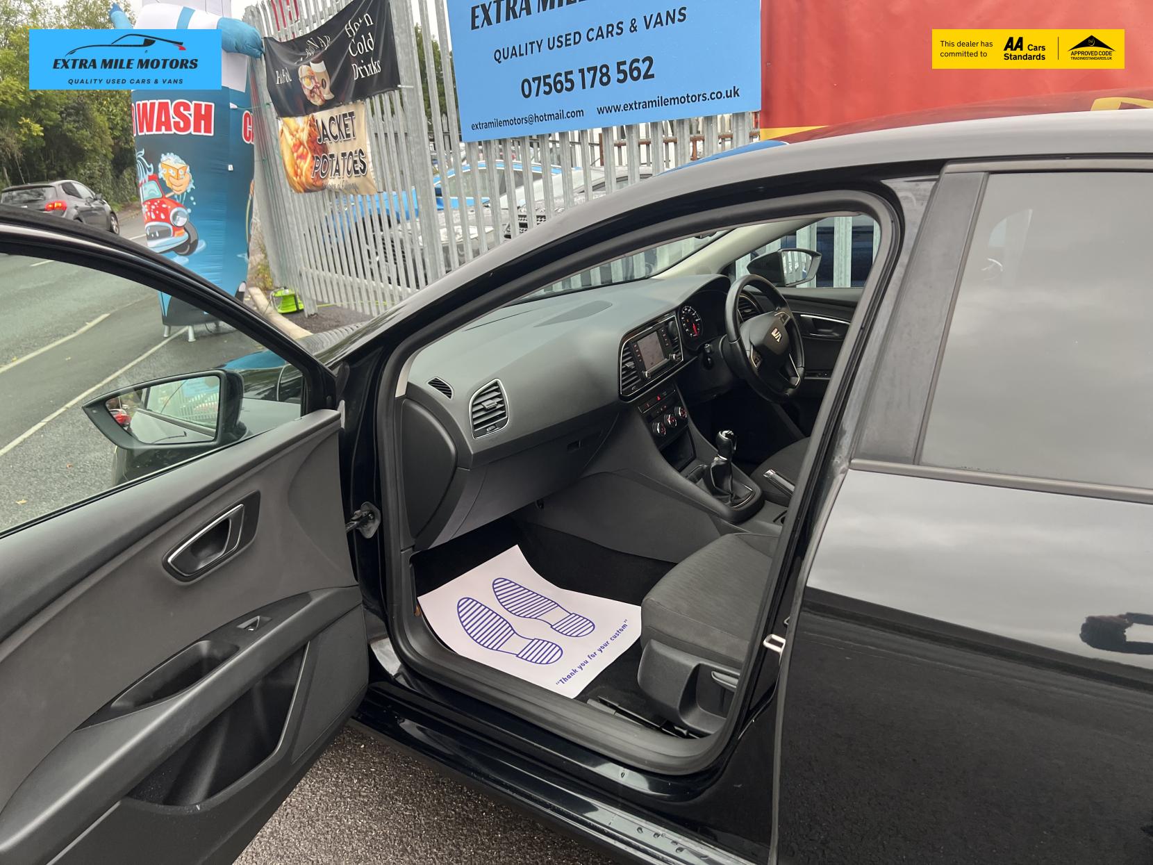 SEAT Leon 1.6 TDI CR SE Hatchback 5dr Diesel Manual Euro 5 (s/s) (105 ps)