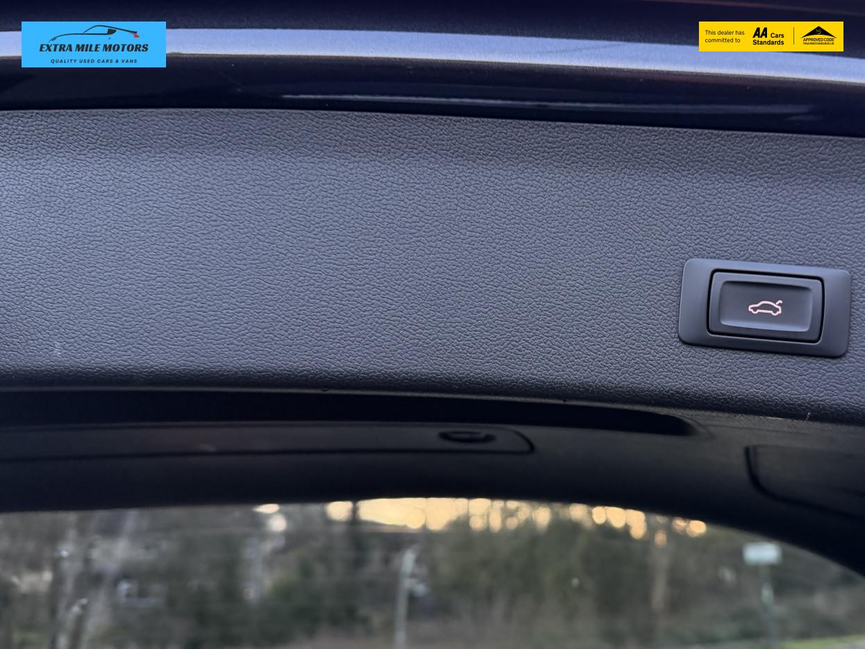 Audi A4 Avant 2.0 TDI ultra SE Technik Estate 5dr Diesel Manual Euro 6 (s/s) (163 ps)