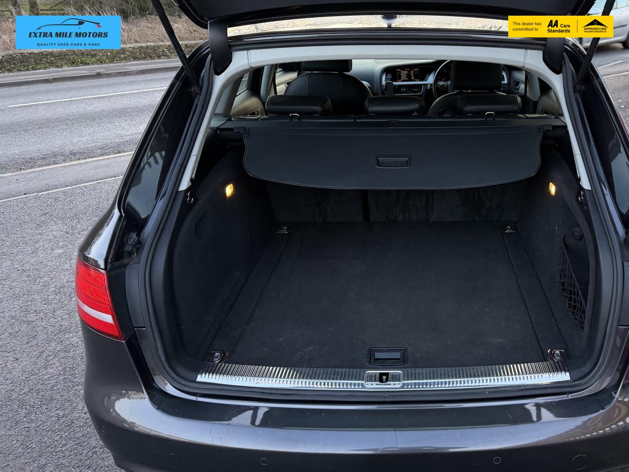 Audi A4 Avant 2.0 TDI ultra SE Technik Estate 5dr Diesel Manual Euro 6 (s/s) (163 ps)