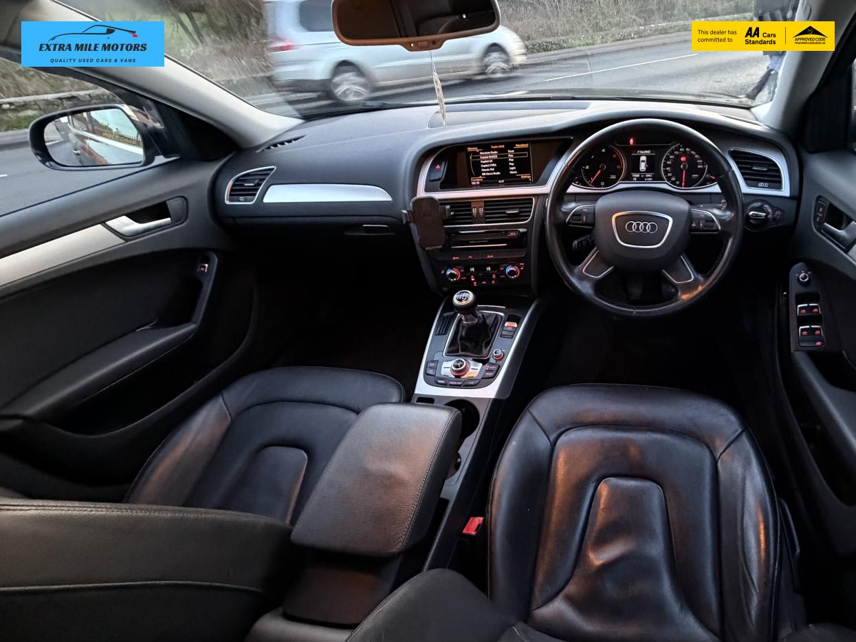 Audi A4 Avant 2.0 TDI ultra SE Technik Estate 5dr Diesel Manual Euro 6 (s/s) (163 ps)