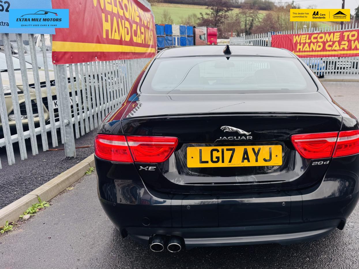 Jaguar XE 2.0d R-Sport Saloon 4dr Diesel Auto Euro 6 (s/s) (180 ps)