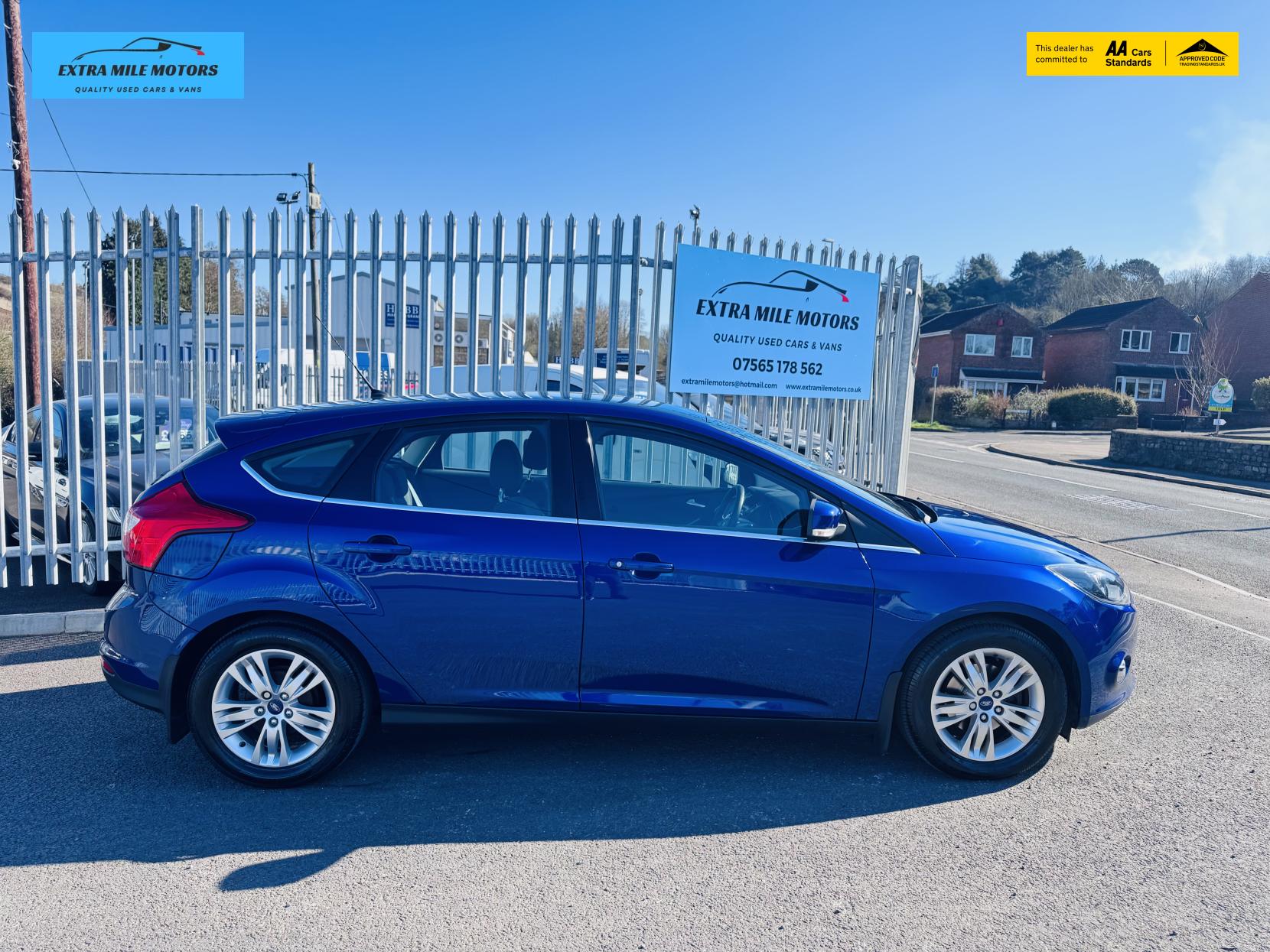 Ford Focus 1.0T EcoBoost Titanium Navigator Hatchback 5dr Petrol Manual Euro 5 (s/s) (125 ps)