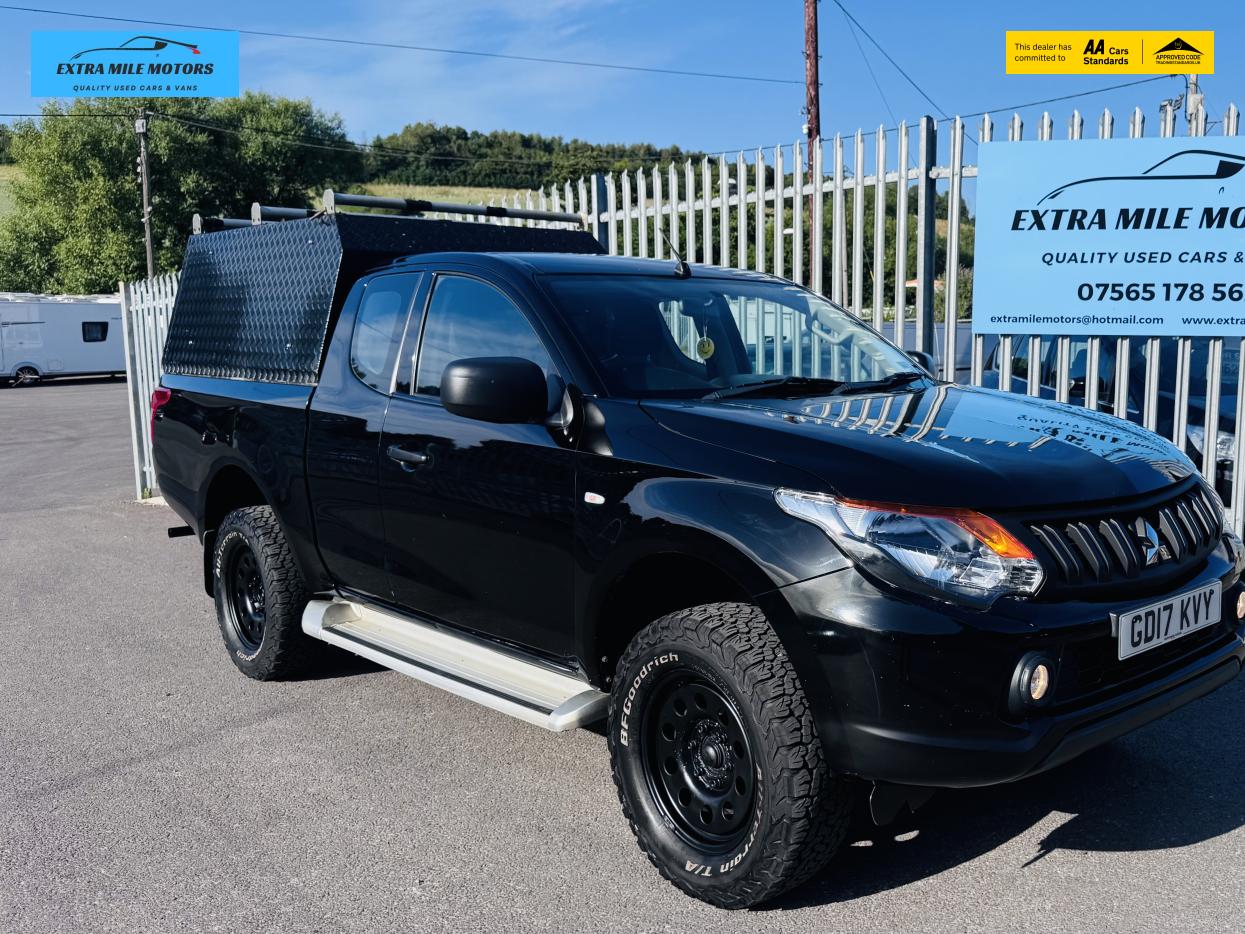 Mitsubishi L200 2.4 DI-D CC 4Life Pickup Double Cab 4dr Diesel Manual 4WD Euro 6 (s/s) (151 ps)