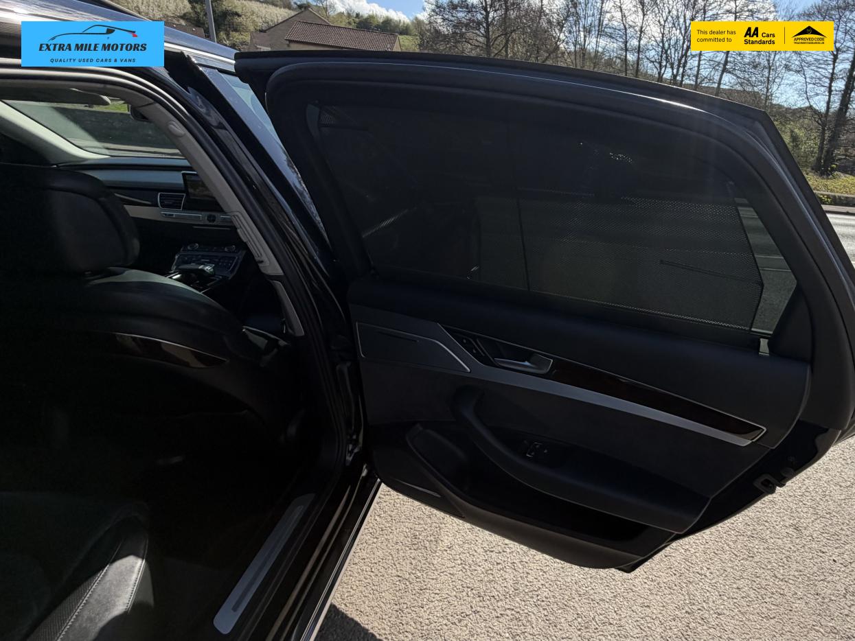Audi A8 3.0 TDI V6 Sport Executive Saloon 4dr Diesel Tiptronic quattro Euro 6 (s/s) LWB (258 ps)