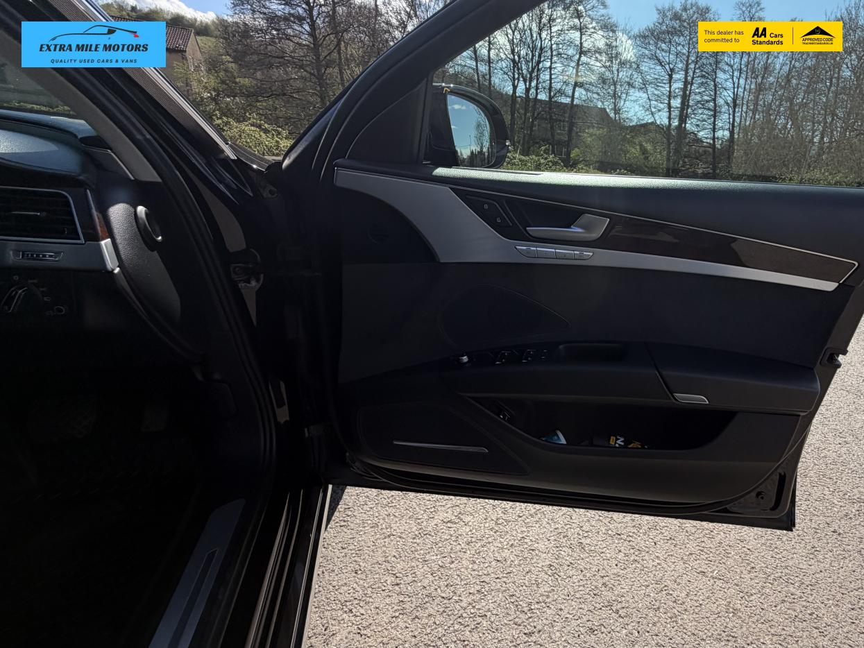 Audi A8 3.0 TDI V6 Sport Executive Saloon 4dr Diesel Tiptronic quattro Euro 6 (s/s) LWB (258 ps)