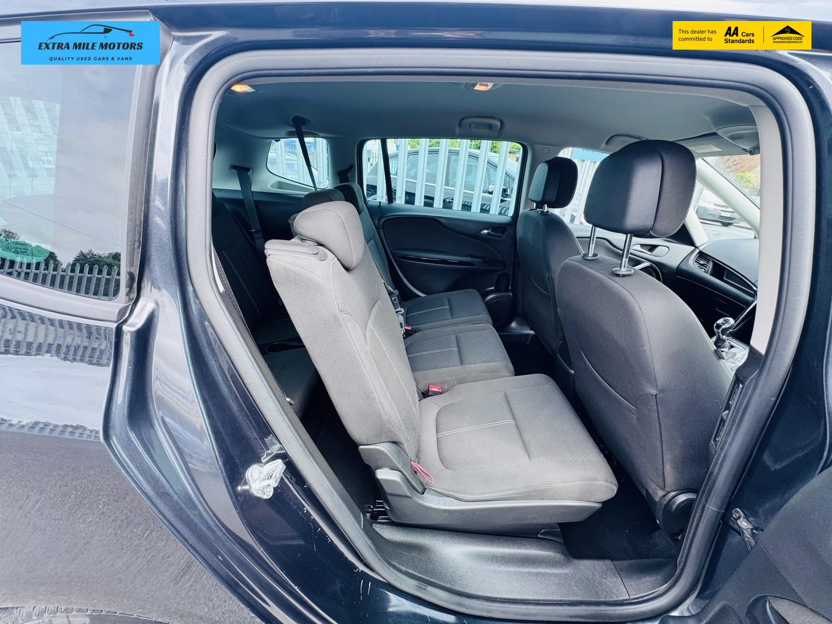 Vauxhall Zafira Tourer 1.4i Turbo SRi MPV 5dr Petrol Manual Euro 6 (140 ps)