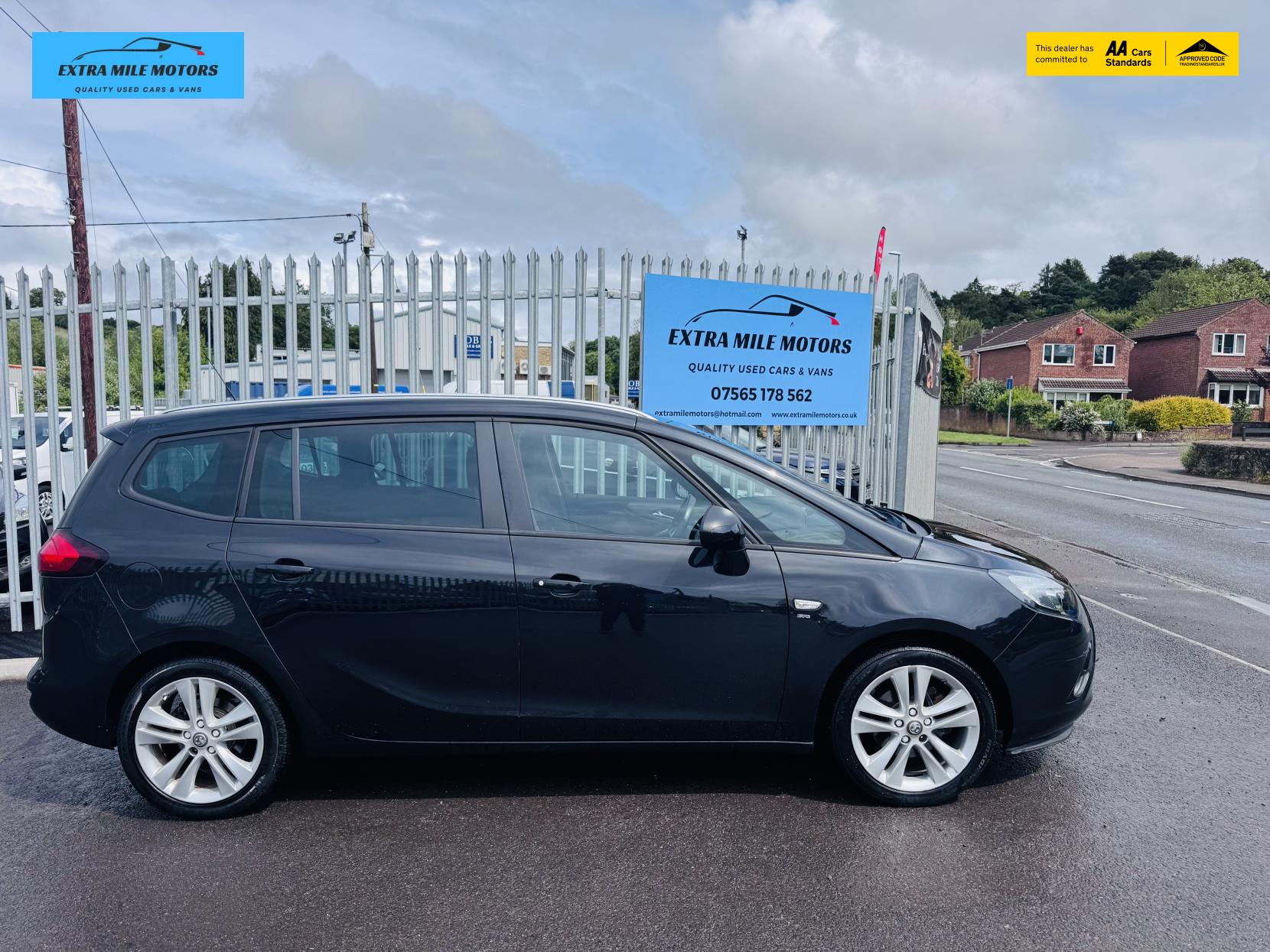 Vauxhall Zafira Tourer 1.4i Turbo SRi MPV 5dr Petrol Manual Euro 6 (140 ps)