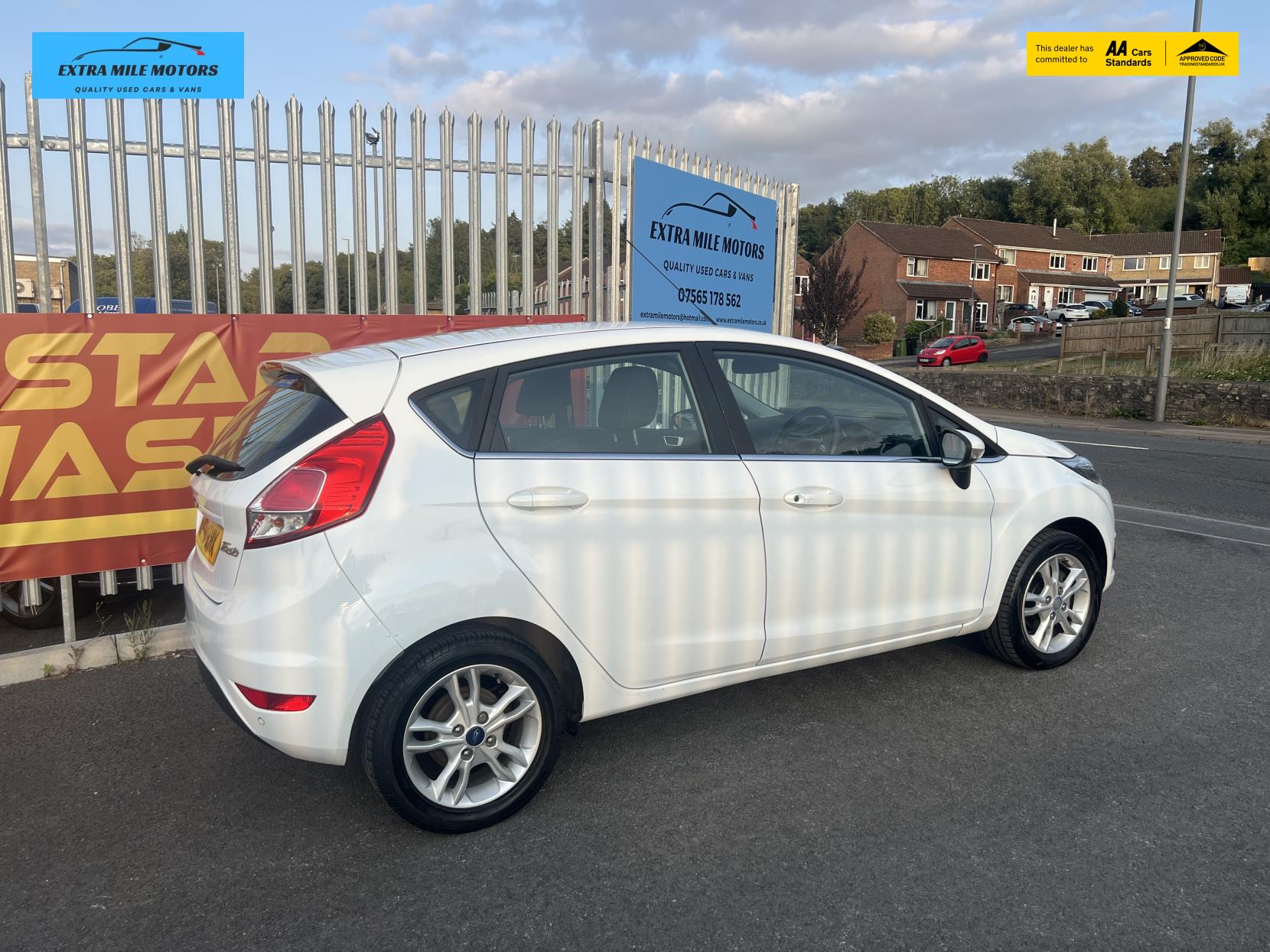 Ford Fiesta 1.0 Zetec Hatchback 5dr Petrol Manual Euro 6 (s/s) (80 ps)