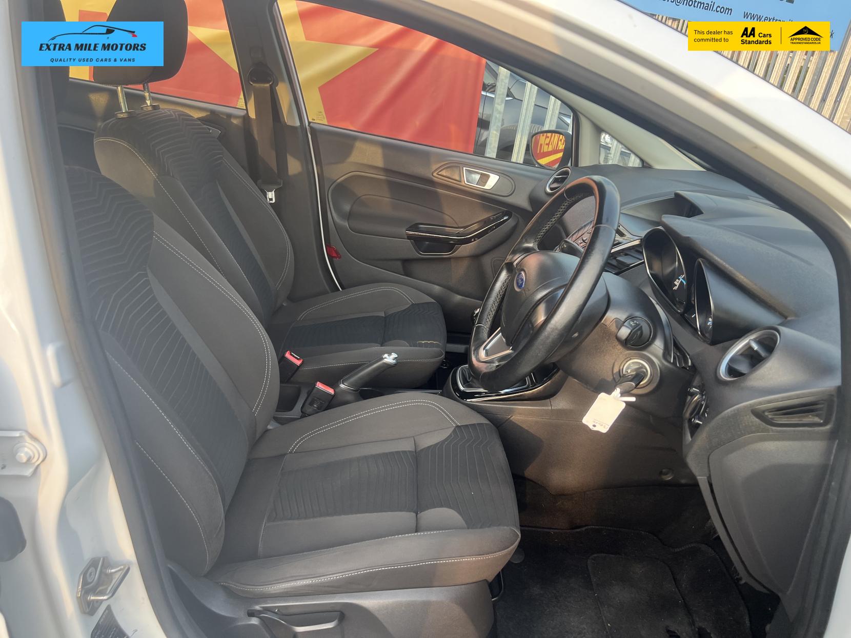 Ford Fiesta 1.0 Zetec Hatchback 5dr Petrol Manual Euro 6 (s/s) (80 ps)