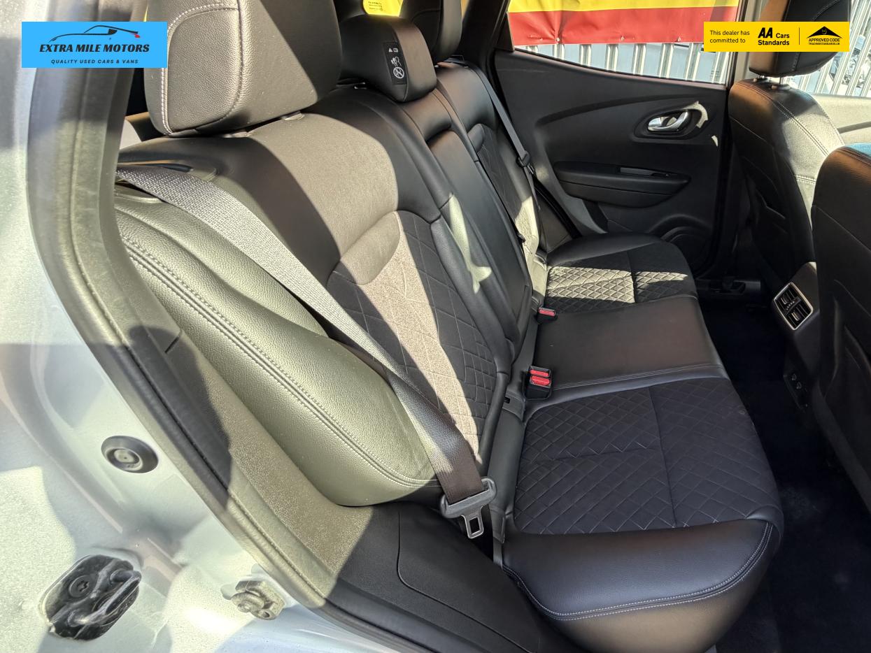 Renault Kadjar 1.3 TCe Iconic SUV 5dr Petrol Manual Euro 6 (s/s) (160 ps)