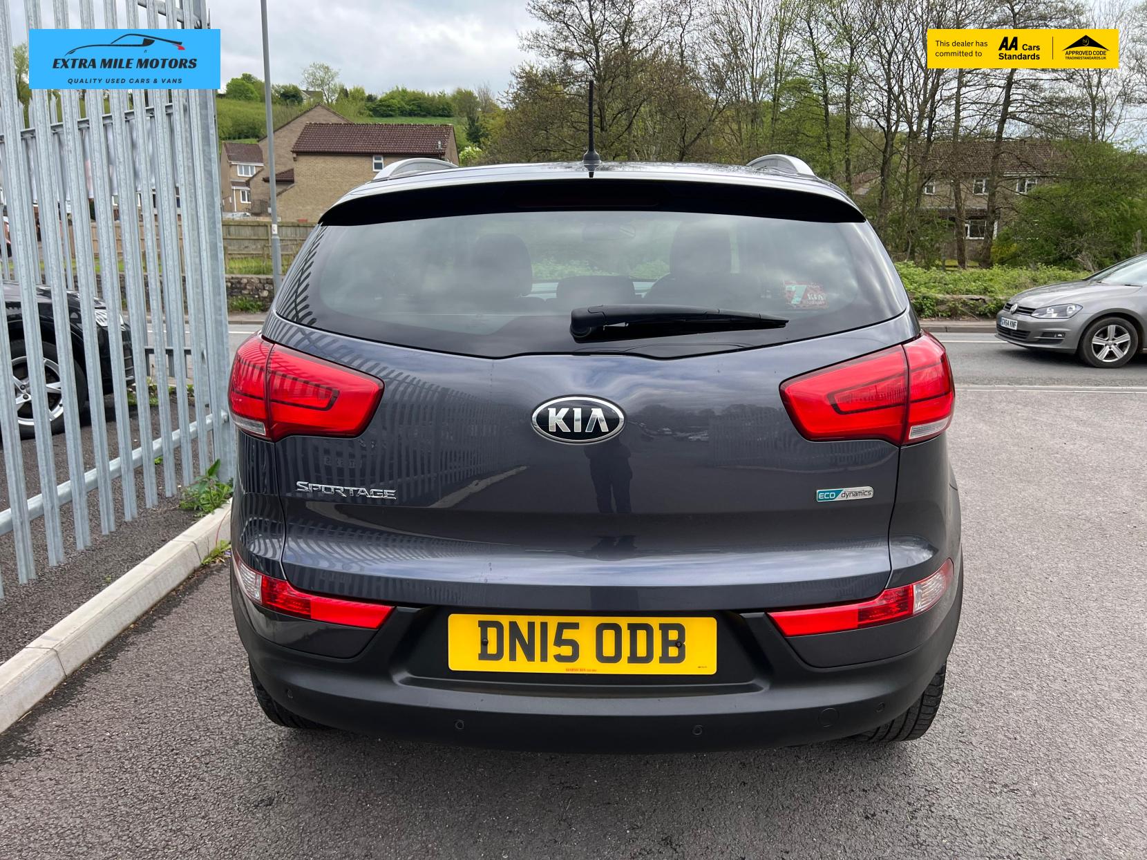 Kia Sportage 1.7 CRDi EcoDynamics 2 SUV 5dr Diesel Manual 2WD Euro 5 (s/s) (114 bhp)