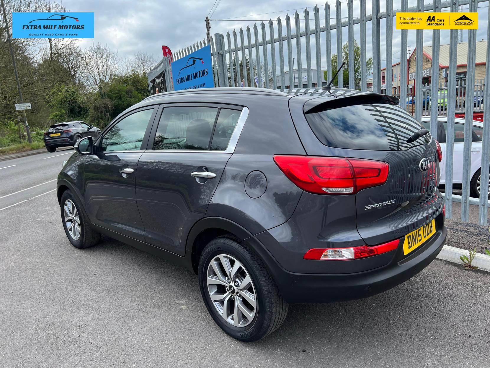 Kia Sportage 1.7 CRDi EcoDynamics 2 SUV 5dr Diesel Manual 2WD Euro 5 (s/s) (114 bhp)