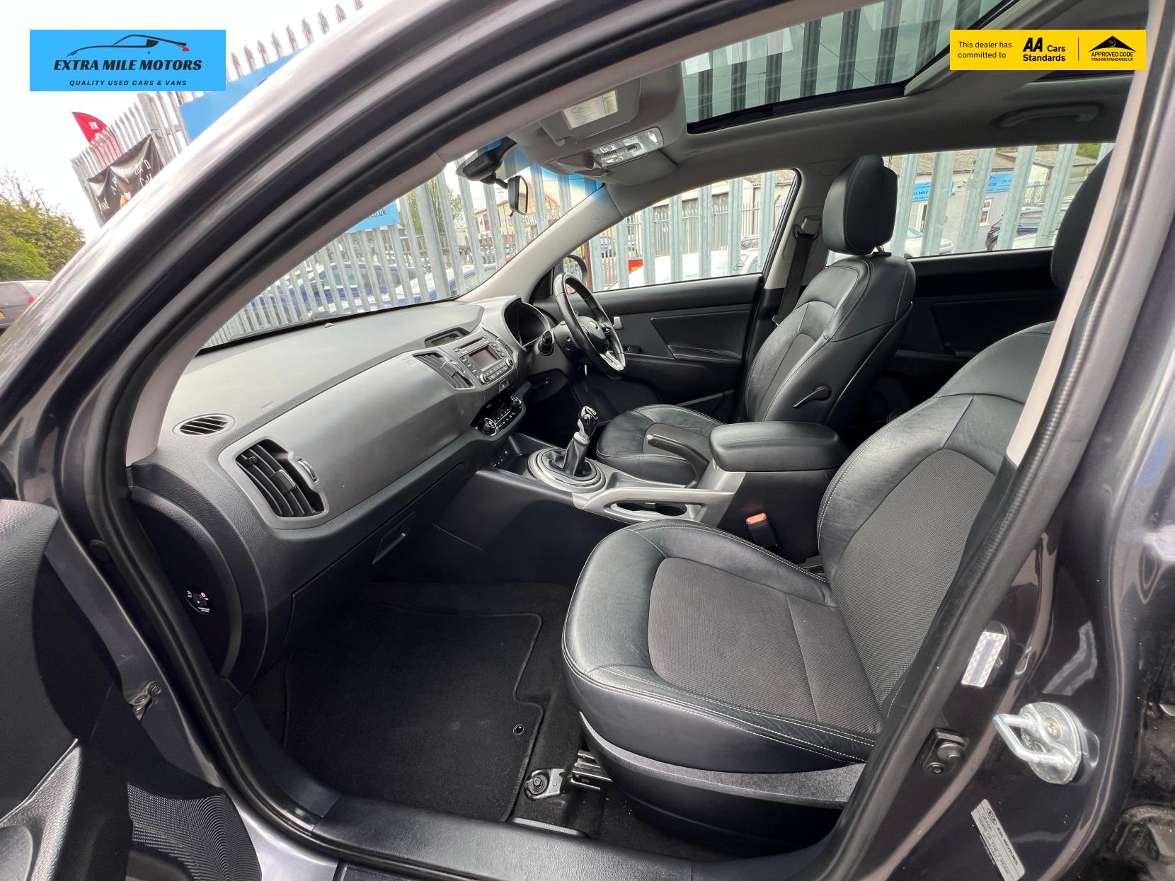 Kia Sportage 1.7 CRDi EcoDynamics 2 SUV 5dr Diesel Manual 2WD Euro 5 (s/s) (114 bhp)
