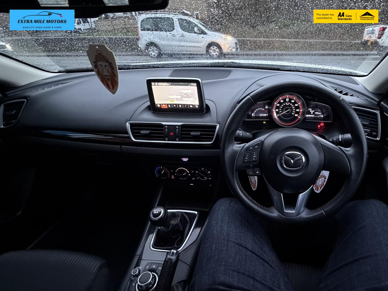 Mazda Mazda3 2.0 SKYACTIV-G SE Fastback 4dr Petrol Manual Euro 5 (s/s) (120 ps)