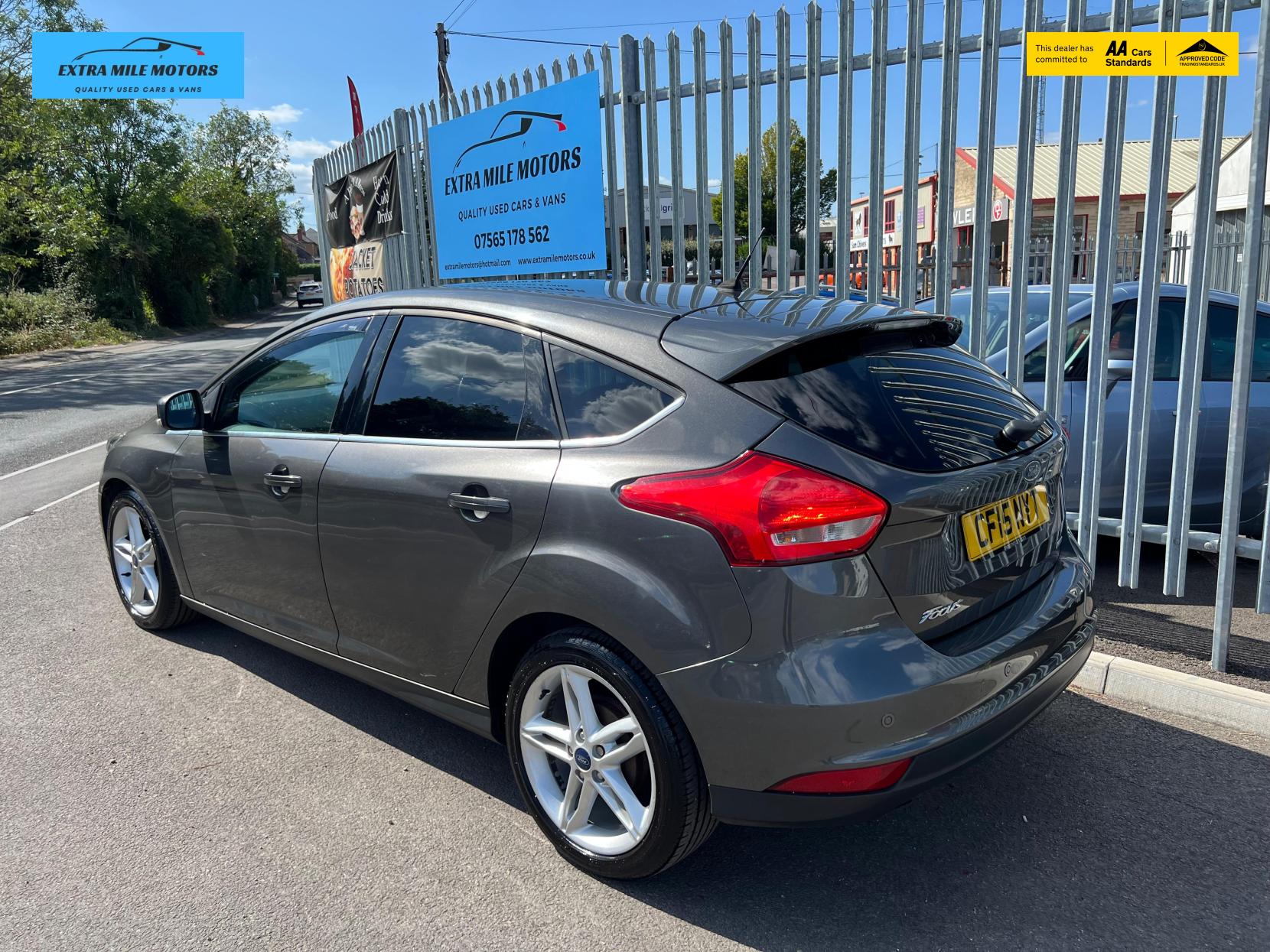 Ford Focus 1.0T EcoBoost Zetec Hatchback 5dr Petrol Manual Euro 6 (s/s) (125 ps)