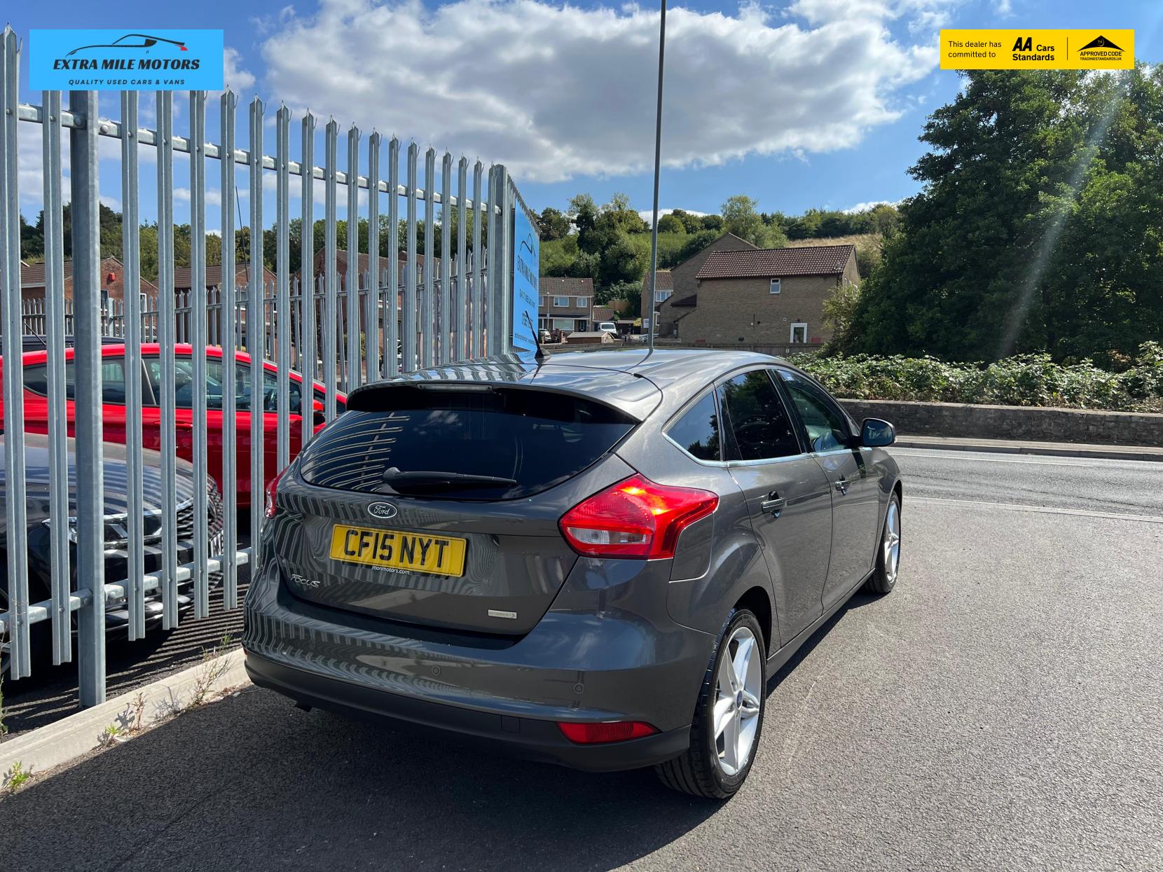 Ford Focus 1.0T EcoBoost Zetec Hatchback 5dr Petrol Manual Euro 6 (s/s) (125 ps)