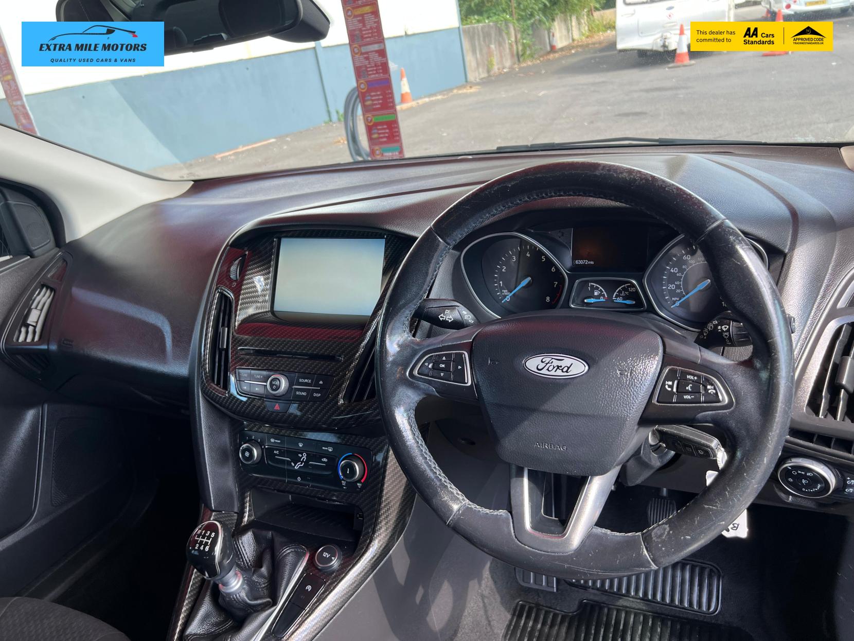 Ford Focus 1.0T EcoBoost Zetec Hatchback 5dr Petrol Manual Euro 6 (s/s) (125 ps)