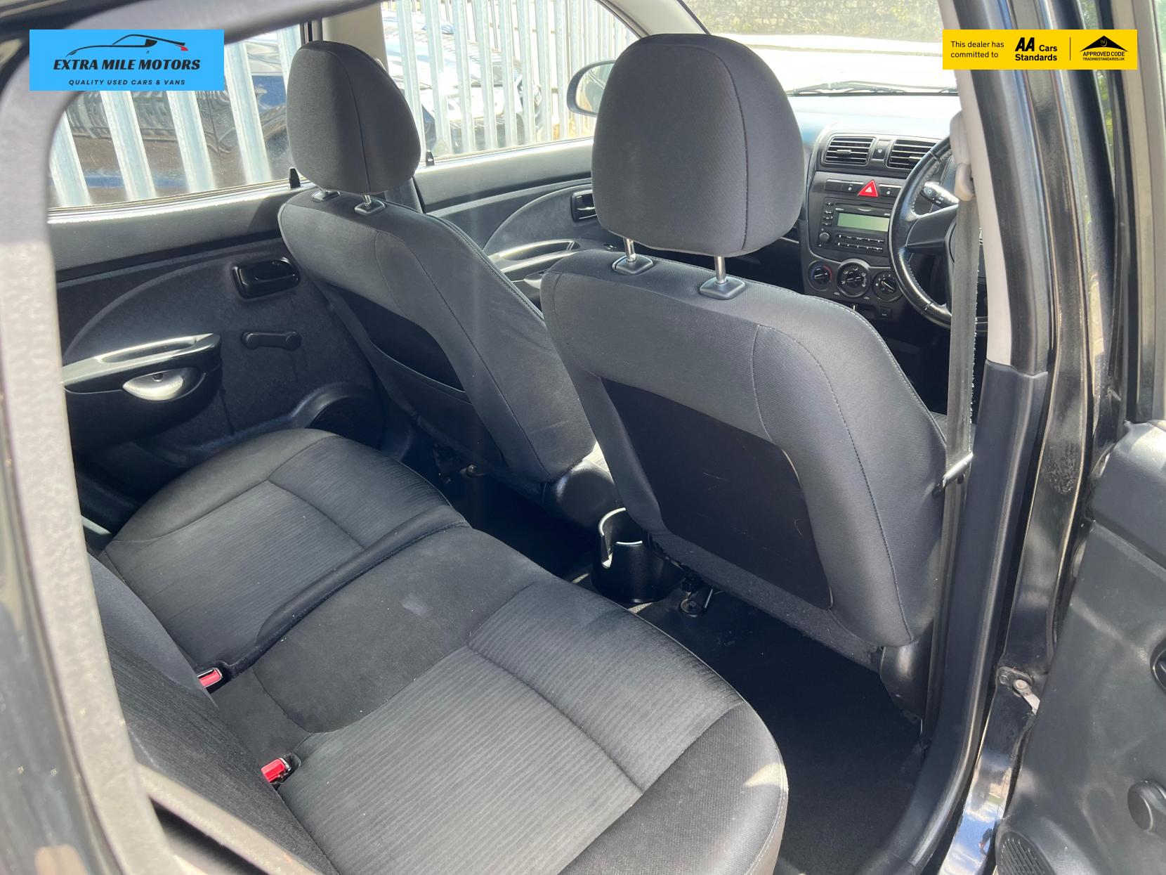 Kia Picanto 1.1 Graphite Hatchback 5dr Petrol Manual (114 g/km, 64 bhp)