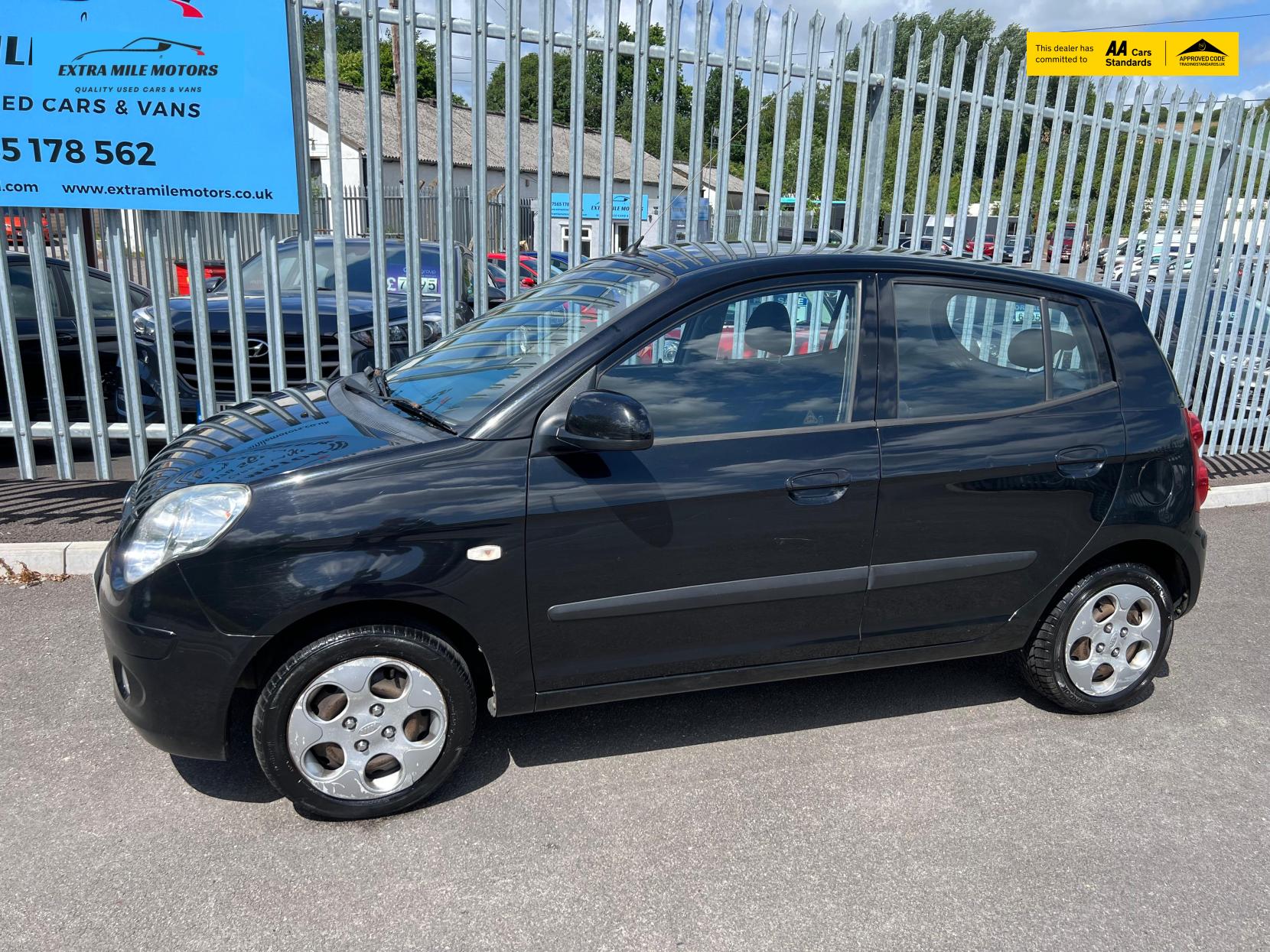 Kia Picanto 1.1 Graphite Hatchback 5dr Petrol Manual (114 g/km, 64 bhp)