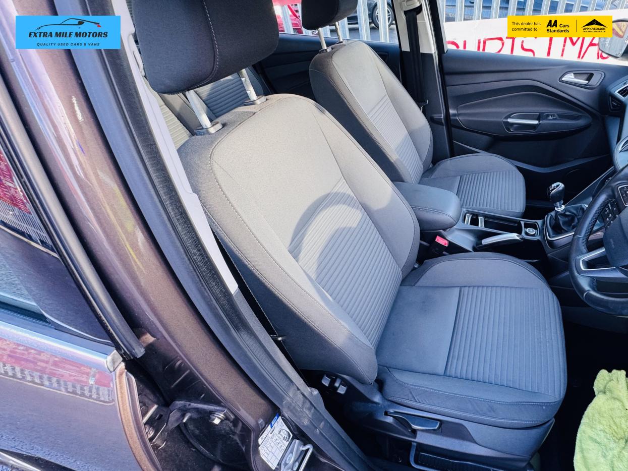 Ford C-Max 1.0T EcoBoost Titanium MPV 5dr Petrol Manual Euro 6 (s/s) (125 ps)