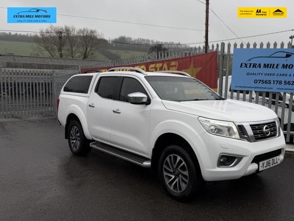 Nissan Navara 2.3 dCi Tekna Pickup Double Cab 4dr Diesel Manual 4WD Euro 5 (190 ps)