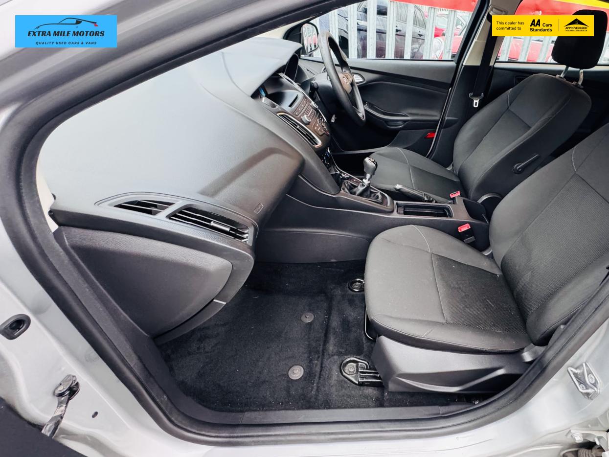 Ford Focus 1.5 TDCi ECOnetic Style Hatchback 5dr Diesel Manual Euro 6 (s/s) (105 ps)