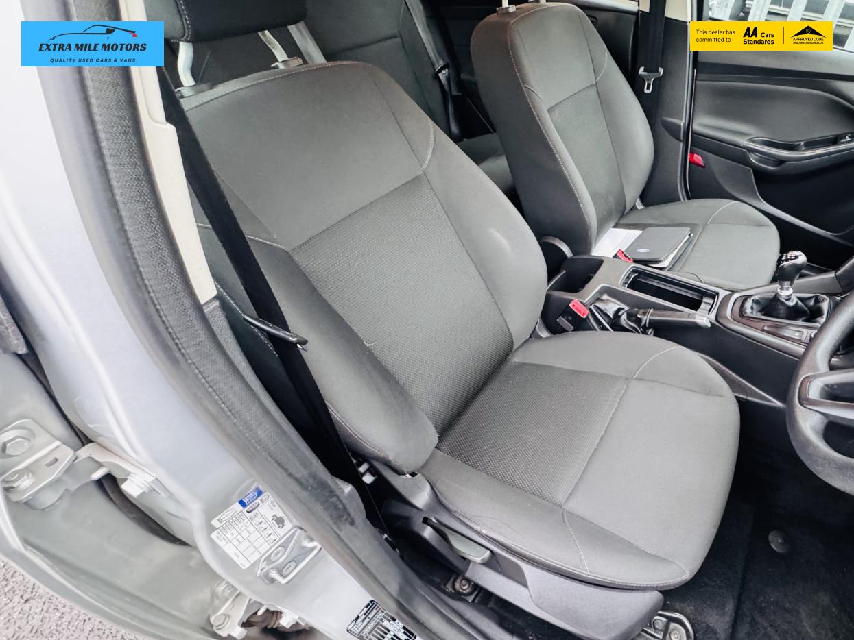 Ford Focus 1.5 TDCi ECOnetic Style Hatchback 5dr Diesel Manual Euro 6 (s/s) (105 ps)