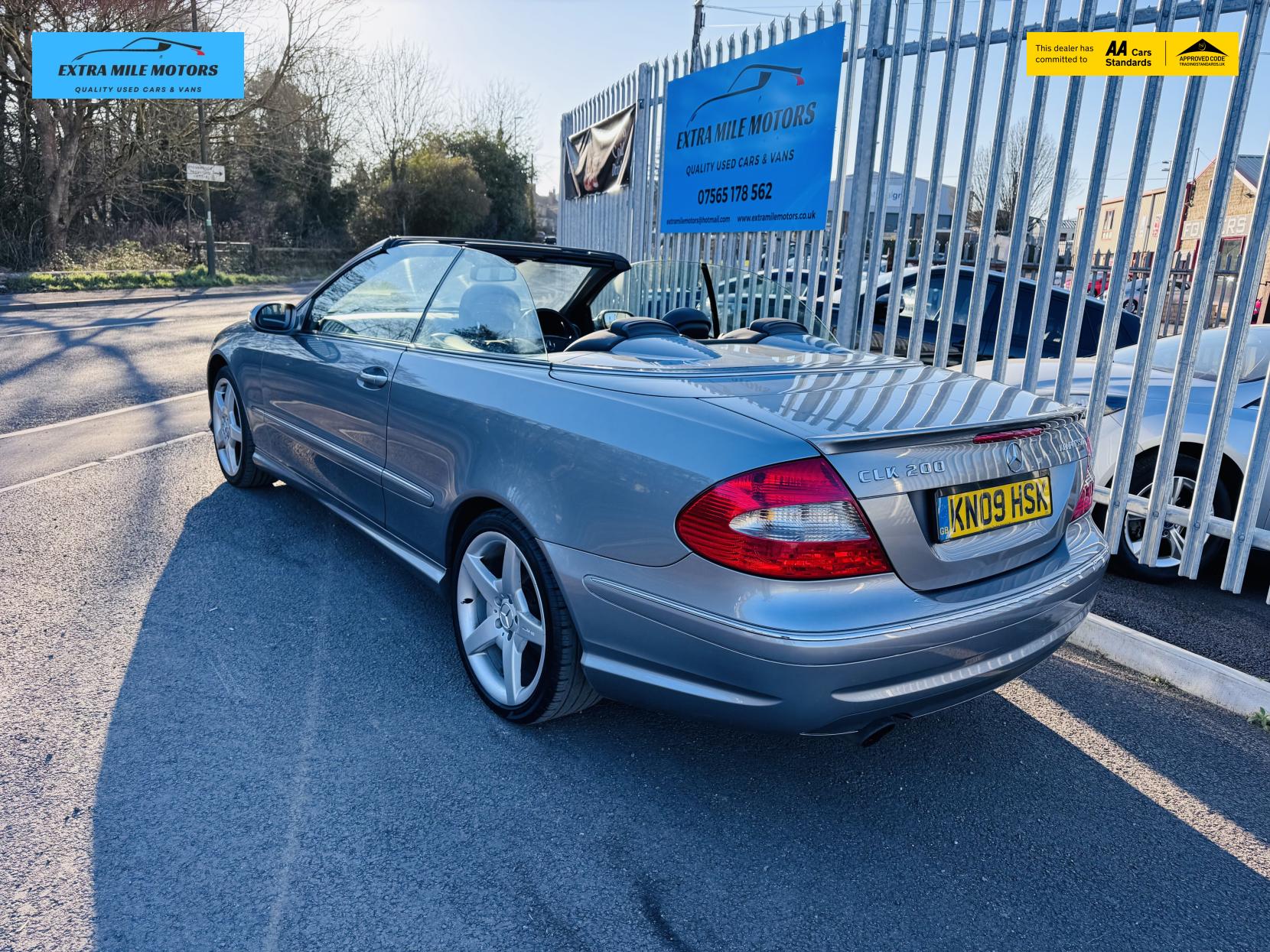 Mercedes-Benz CLK 1.8 CLK200 Kompressor Sport Cabriolet 2dr Petrol Automatic (214 g/km, 184 bhp)