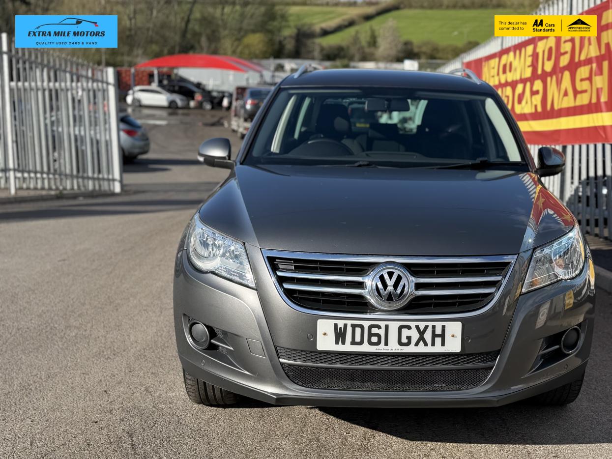 Volkswagen Tiguan 2.0 TDI Match SUV 5dr Diesel DSG 4WD Euro 5 (140 ps)