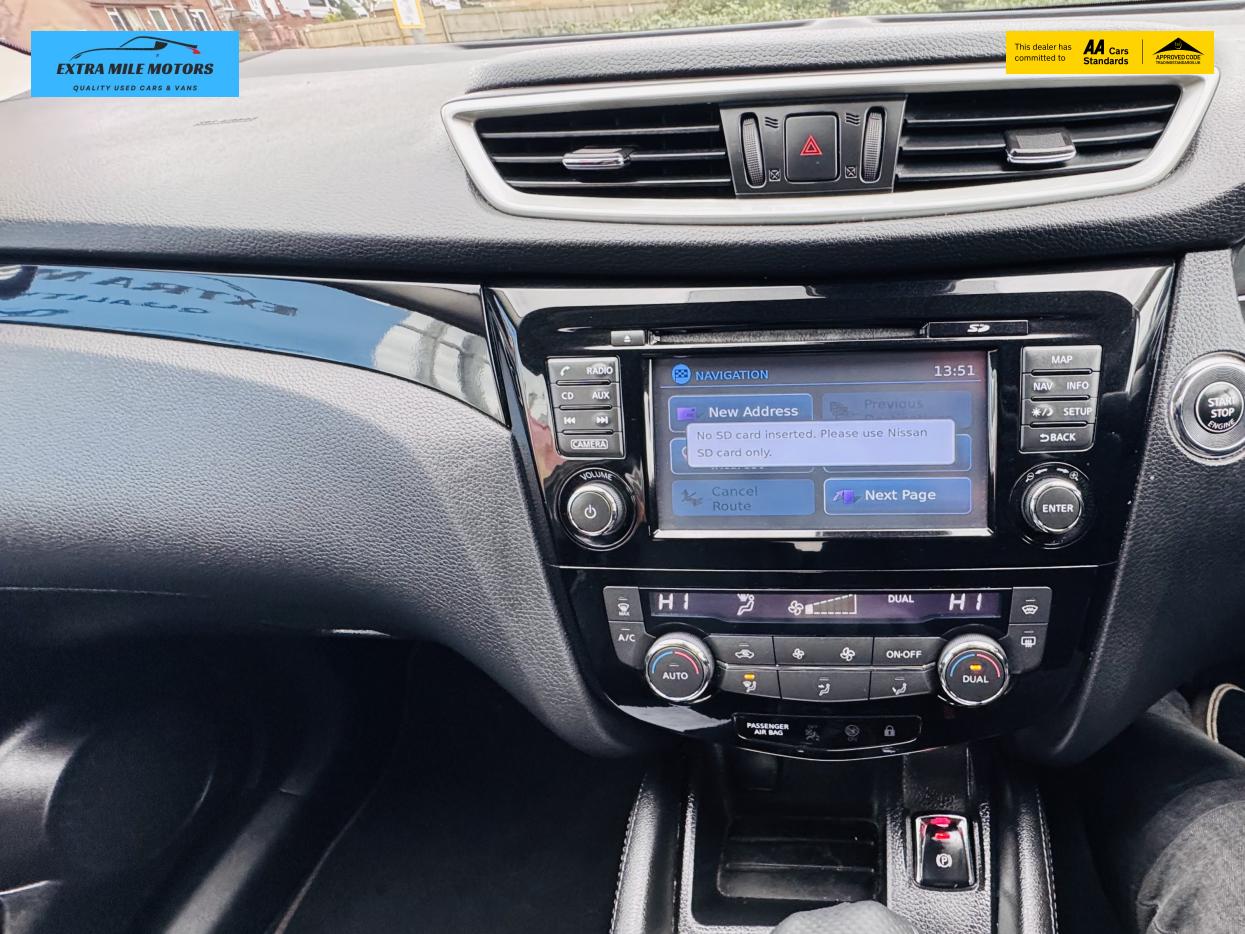 Nissan Qashqai 1.2 DIG-T Tekna SUV 5dr Petrol Manual 2WD Euro 6 (s/s) (115 ps)