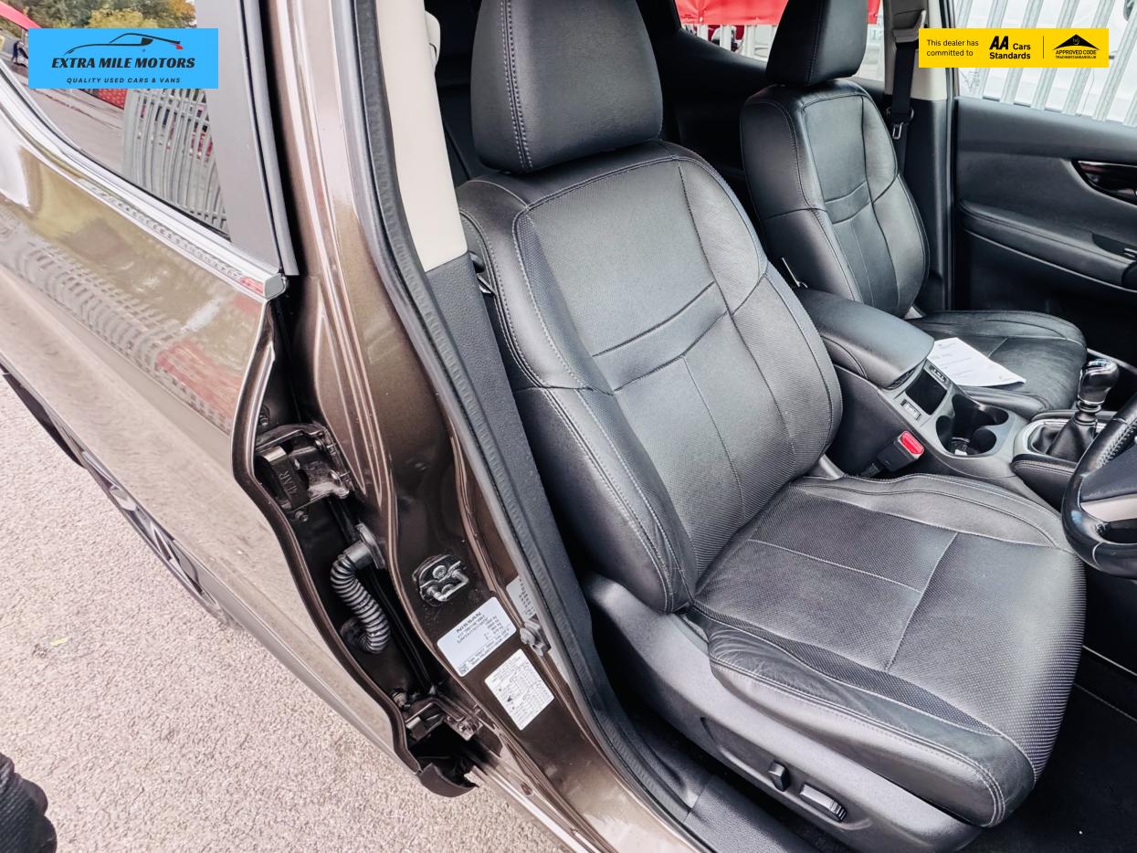 Nissan Qashqai 1.2 DIG-T Tekna SUV 5dr Petrol Manual 2WD Euro 6 (s/s) (115 ps)