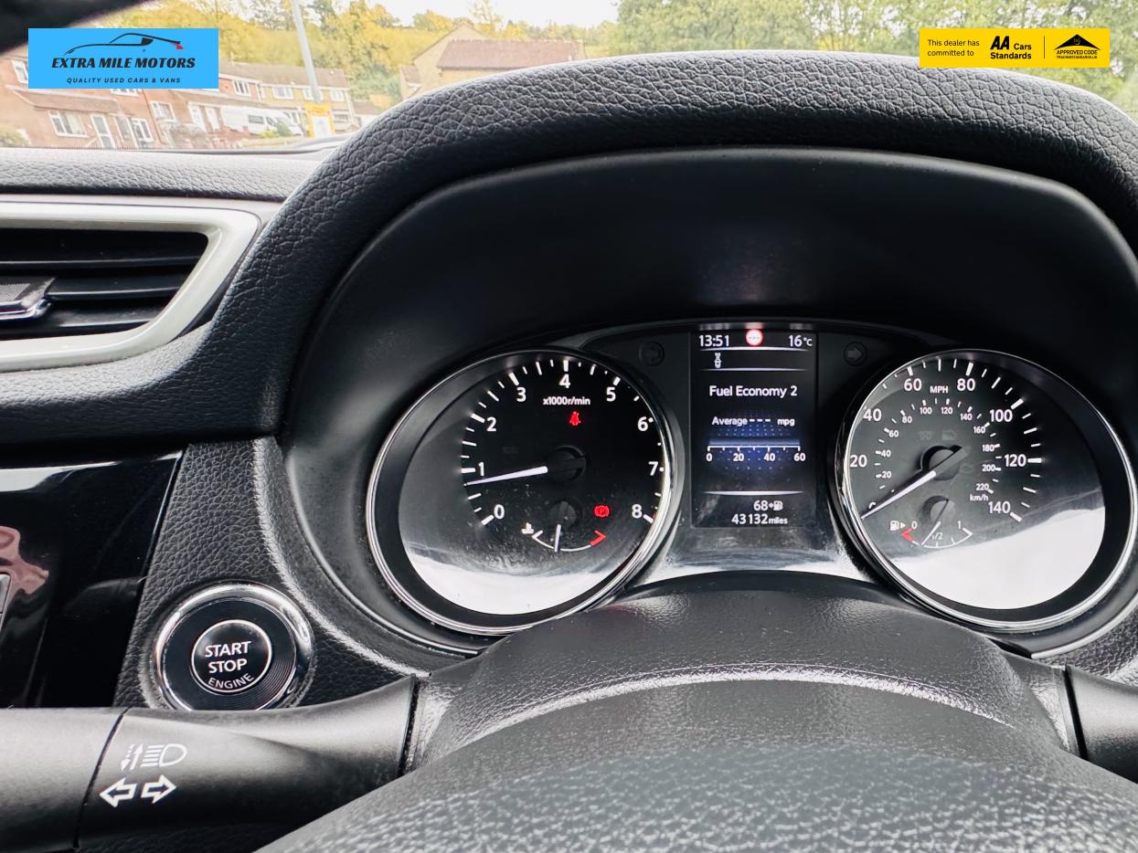 Nissan Qashqai 1.2 DIG-T Tekna SUV 5dr Petrol Manual 2WD Euro 6 (s/s) (115 ps)