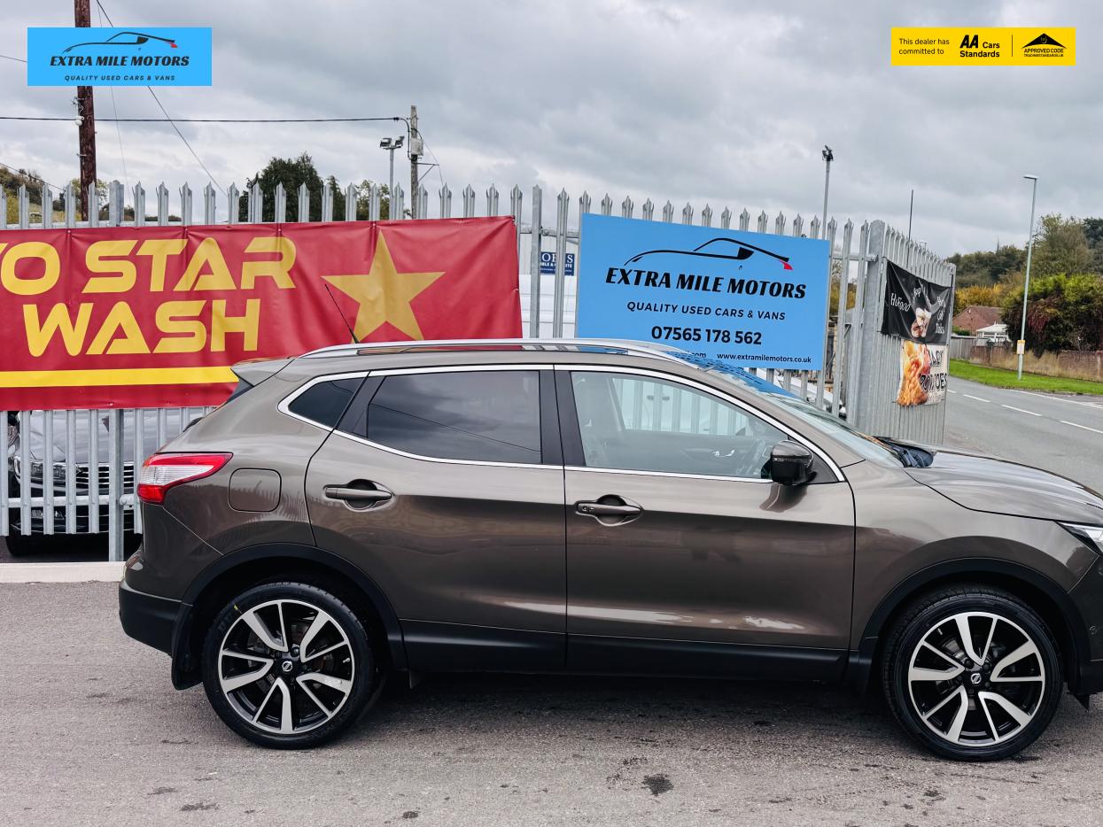 Nissan Qashqai 1.2 DIG-T Tekna SUV 5dr Petrol Manual 2WD Euro 6 (s/s) (115 ps)