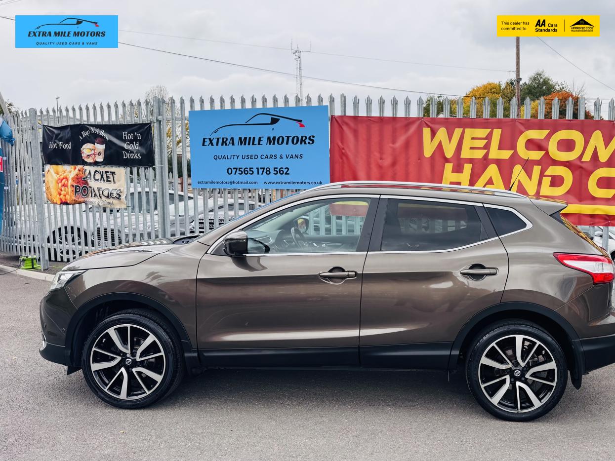Nissan Qashqai 1.2 DIG-T Tekna SUV 5dr Petrol Manual 2WD Euro 6 (s/s) (115 ps)