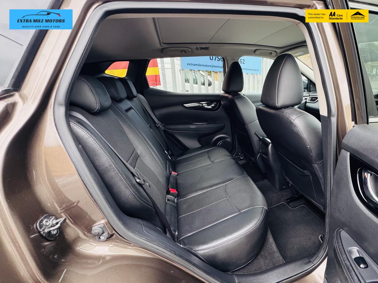 Nissan Qashqai 1.2 DIG-T Tekna SUV 5dr Petrol Manual 2WD Euro 6 (s/s) (115 ps)
