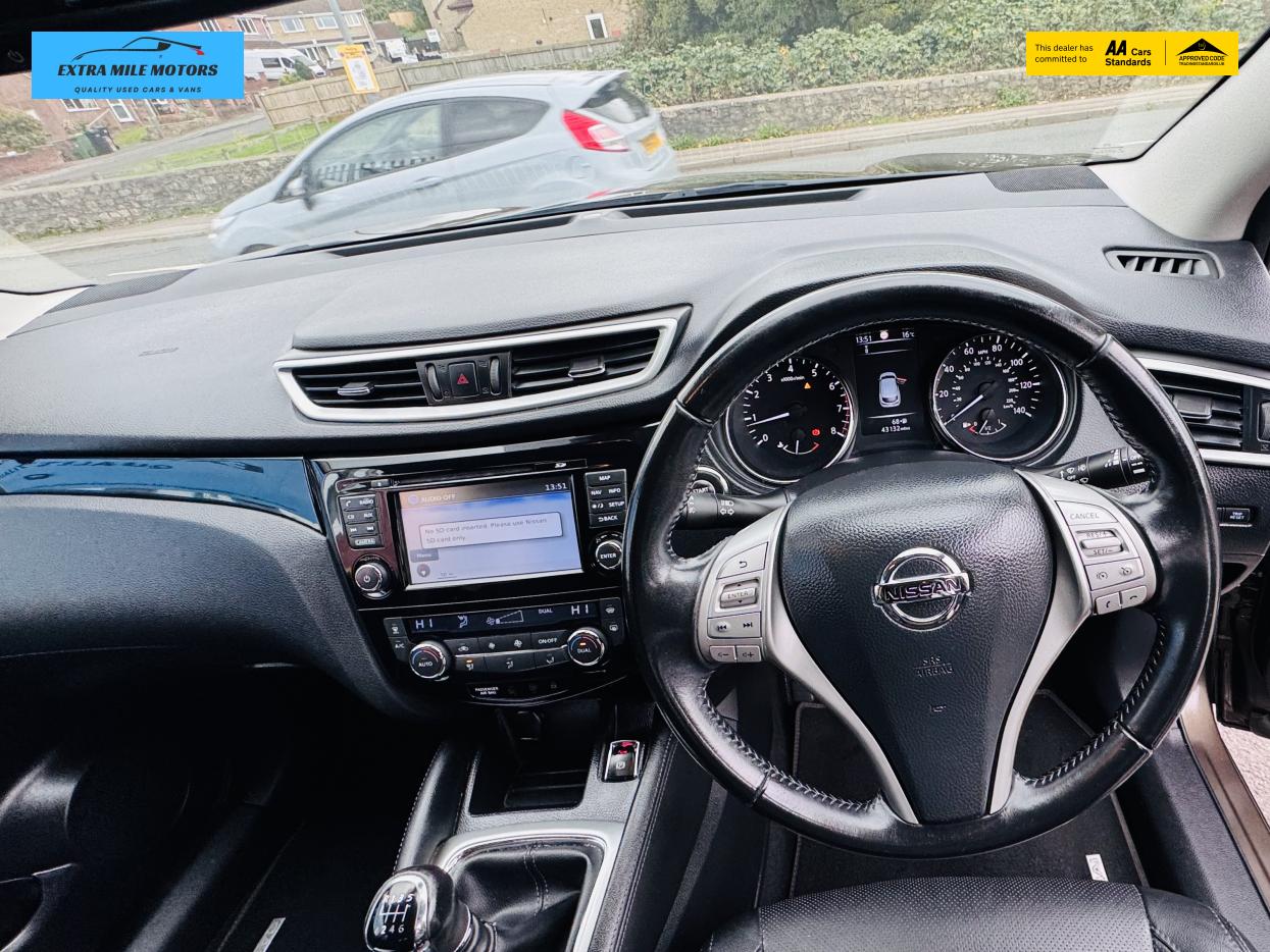 Nissan Qashqai 1.2 DIG-T Tekna SUV 5dr Petrol Manual 2WD Euro 6 (s/s) (115 ps)