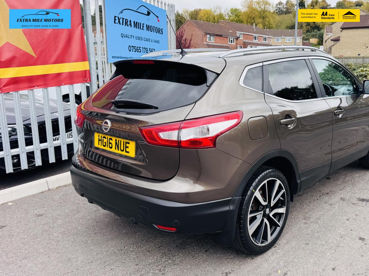 Nissan Qashqai 1.2 DIG-T Tekna SUV 5dr Petrol Manual 2WD Euro 6 (s/s) (115 ps)