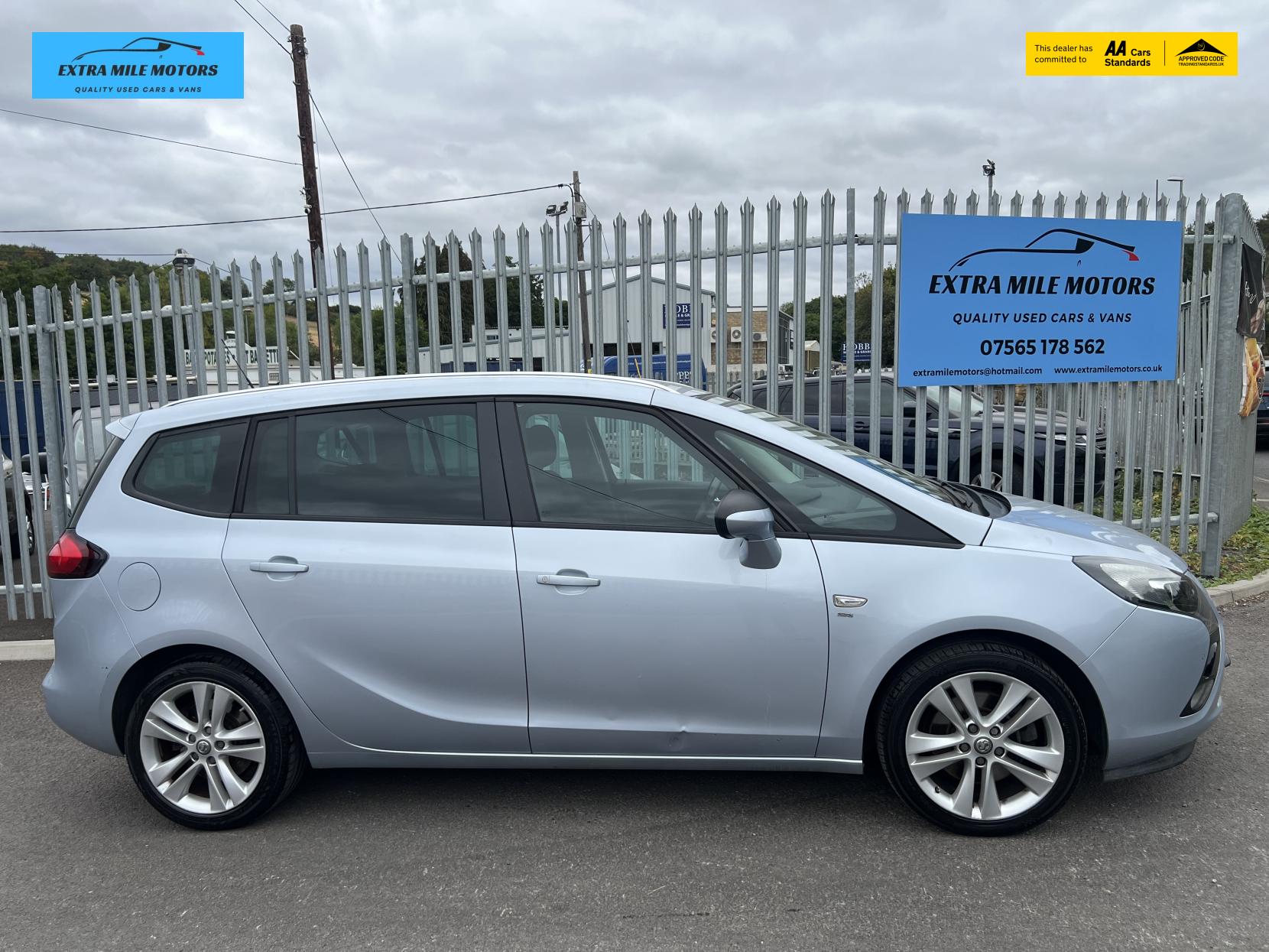 Vauxhall Zafira Tourer 2.0 CDTi SRi MPV 5dr Diesel Manual Euro 6 (s/s) (170 ps)