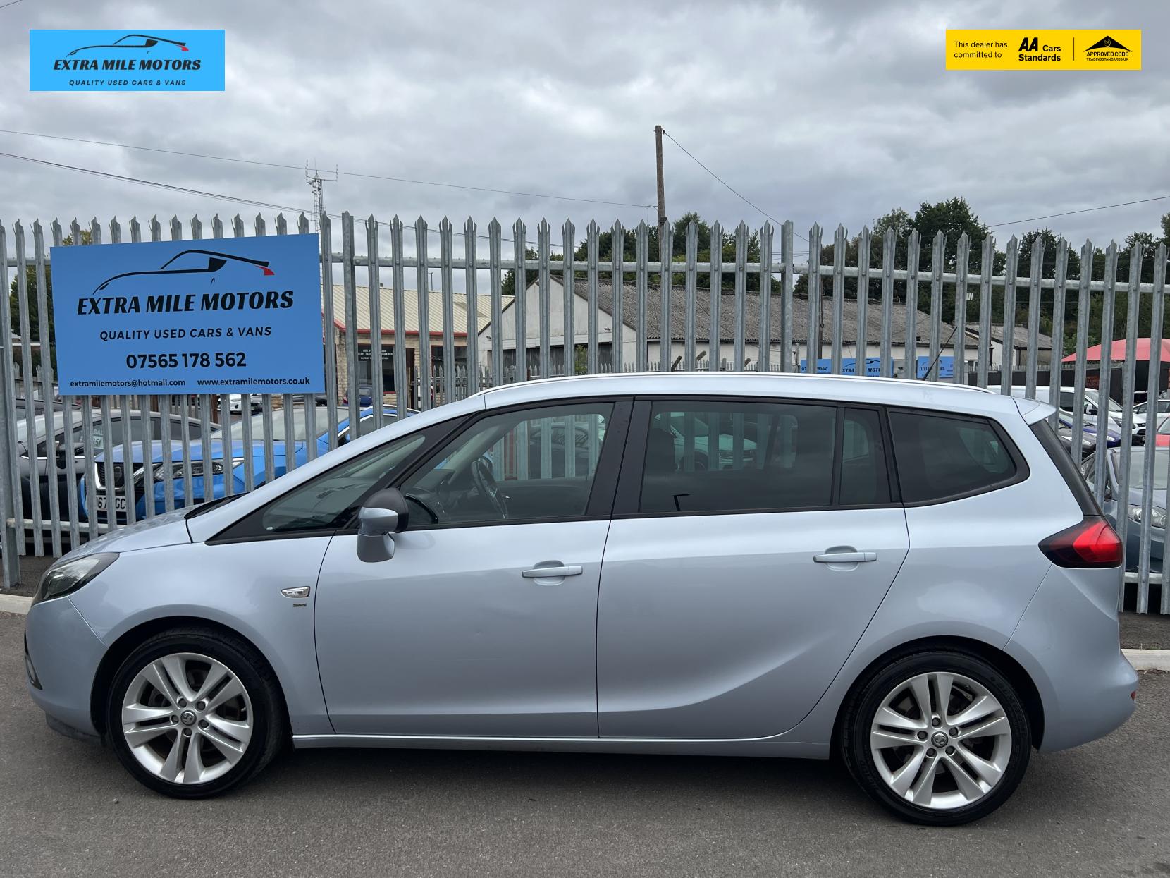 Vauxhall Zafira Tourer 2.0 CDTi SRi MPV 5dr Diesel Manual Euro 6 (s/s) (170 ps)