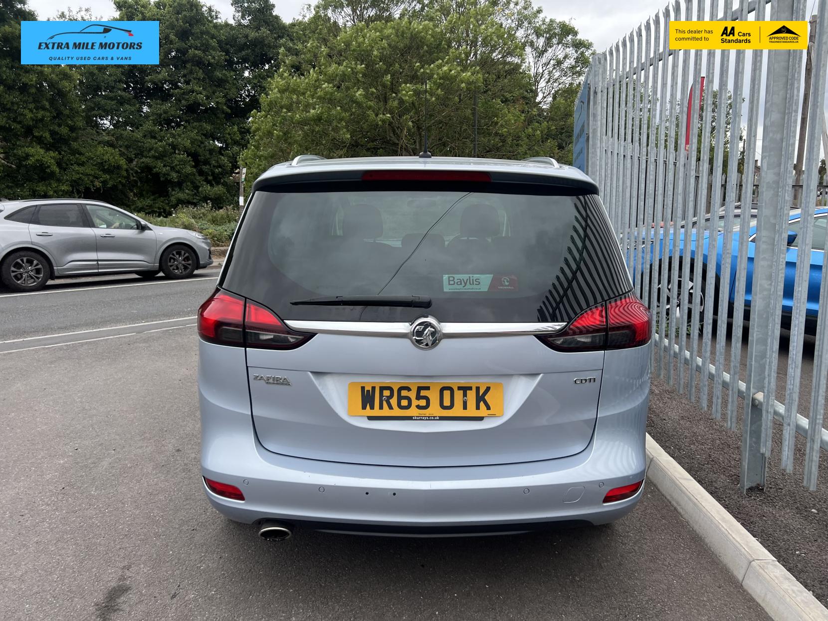 Vauxhall Zafira Tourer 2.0 CDTi SRi MPV 5dr Diesel Manual Euro 6 (s/s) (170 ps)