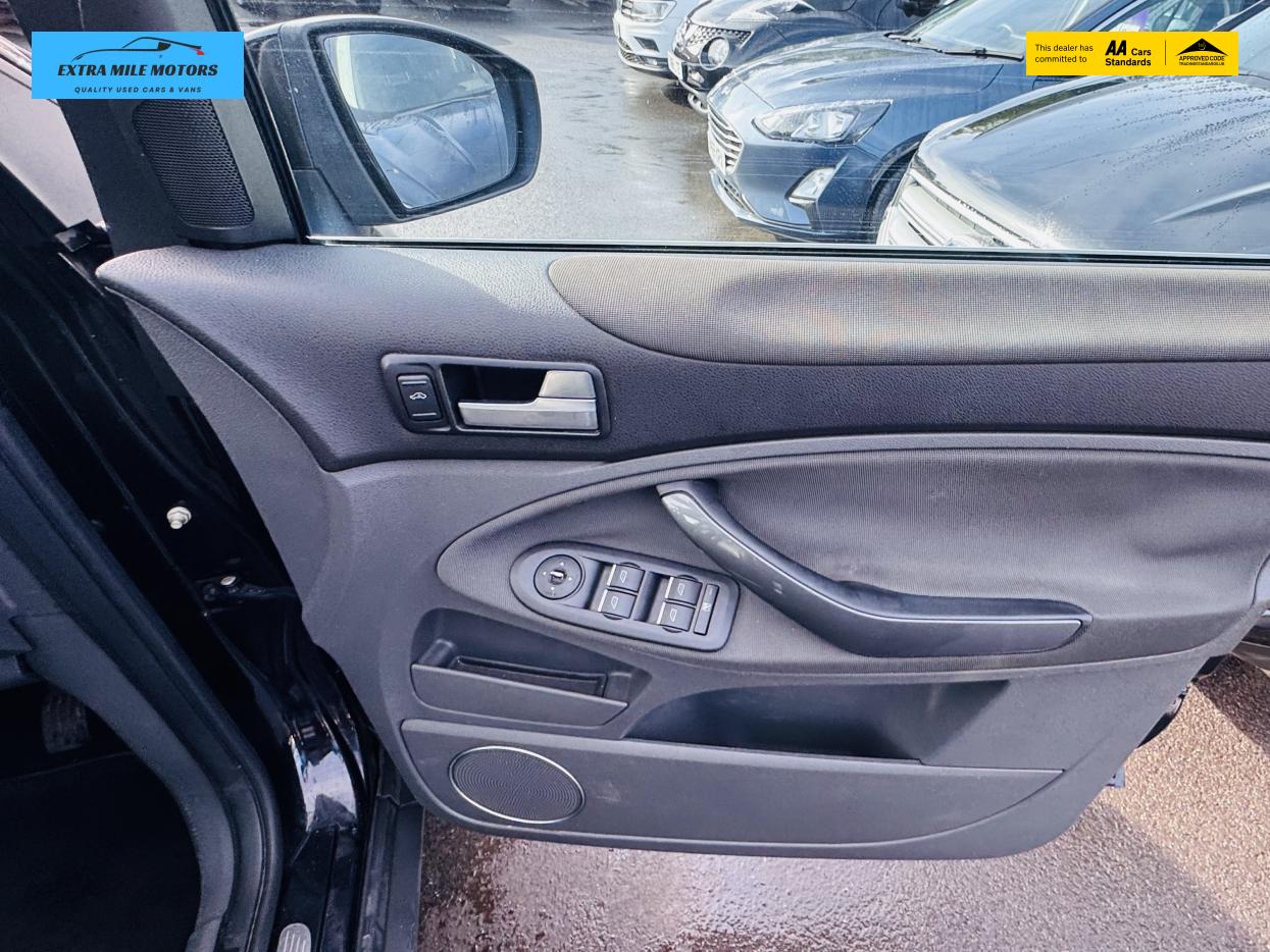 Ford Kuga 2.0 TDCi Titanium SUV 5dr Diesel Manual AWD Euro 4 (136 ps)