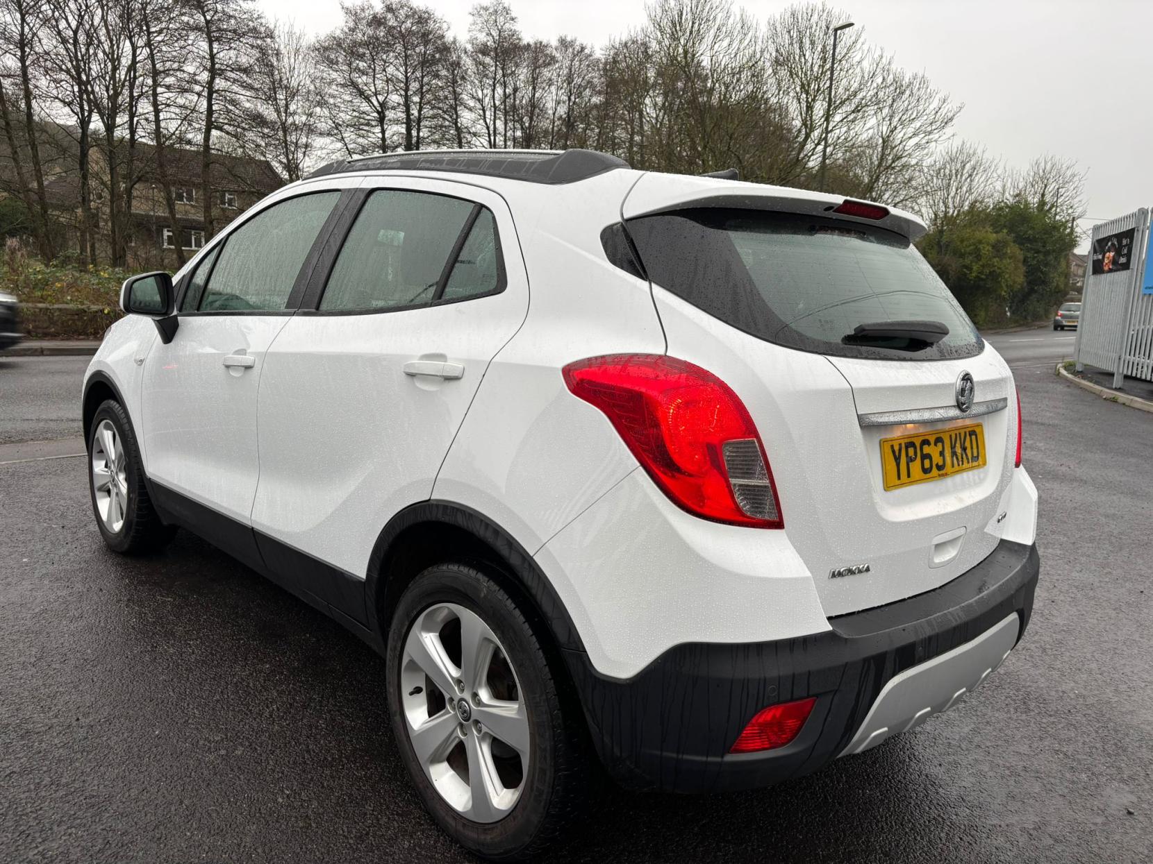 Vauxhall Mokka 1.7 CDTi Tech Line SUV 5dr Diesel Manual 2WD Euro 5 (s/s) (130 ps)