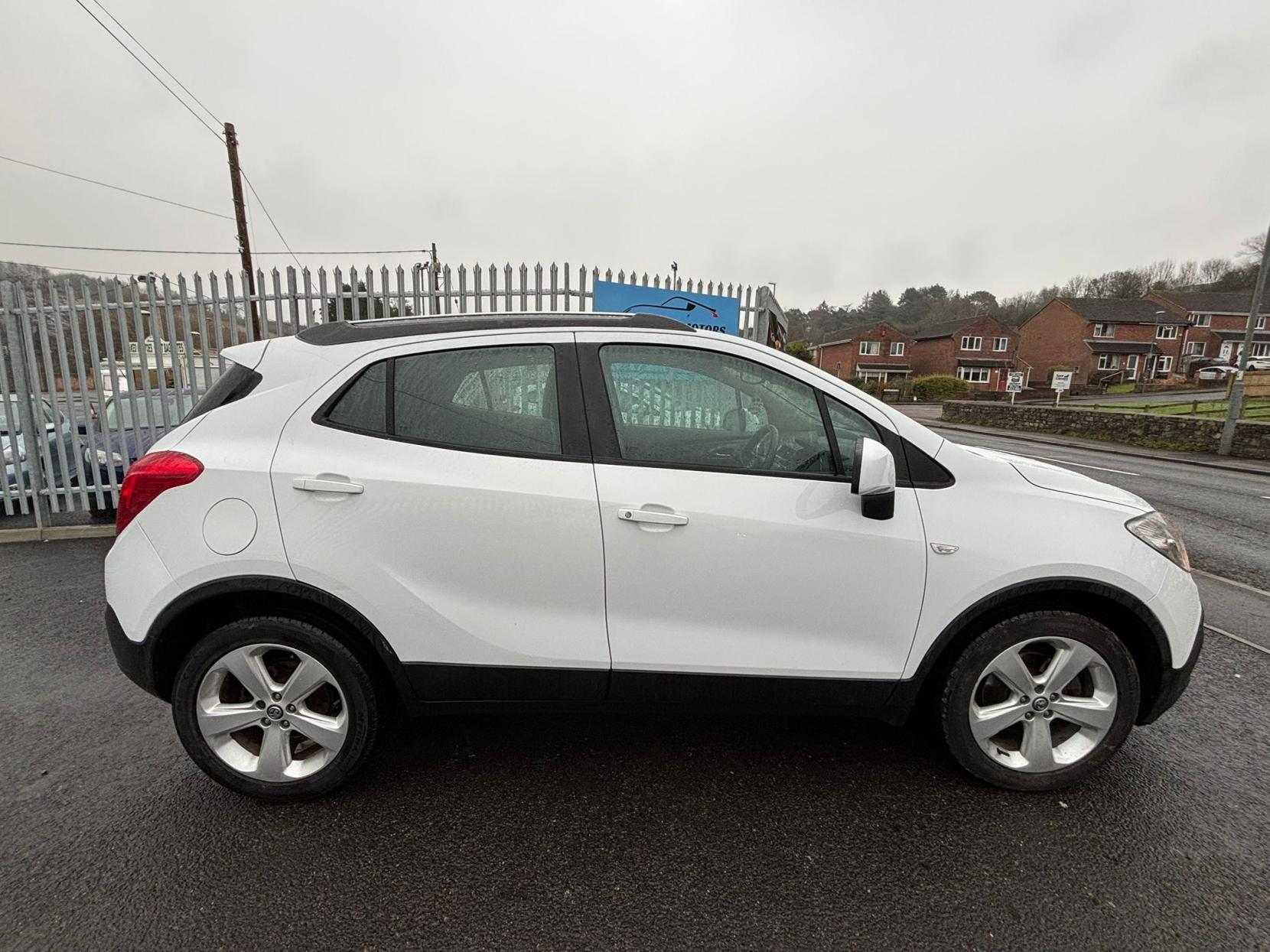 Vauxhall Mokka 1.7 CDTi Tech Line SUV 5dr Diesel Manual 2WD Euro 5 (s/s) (130 ps)